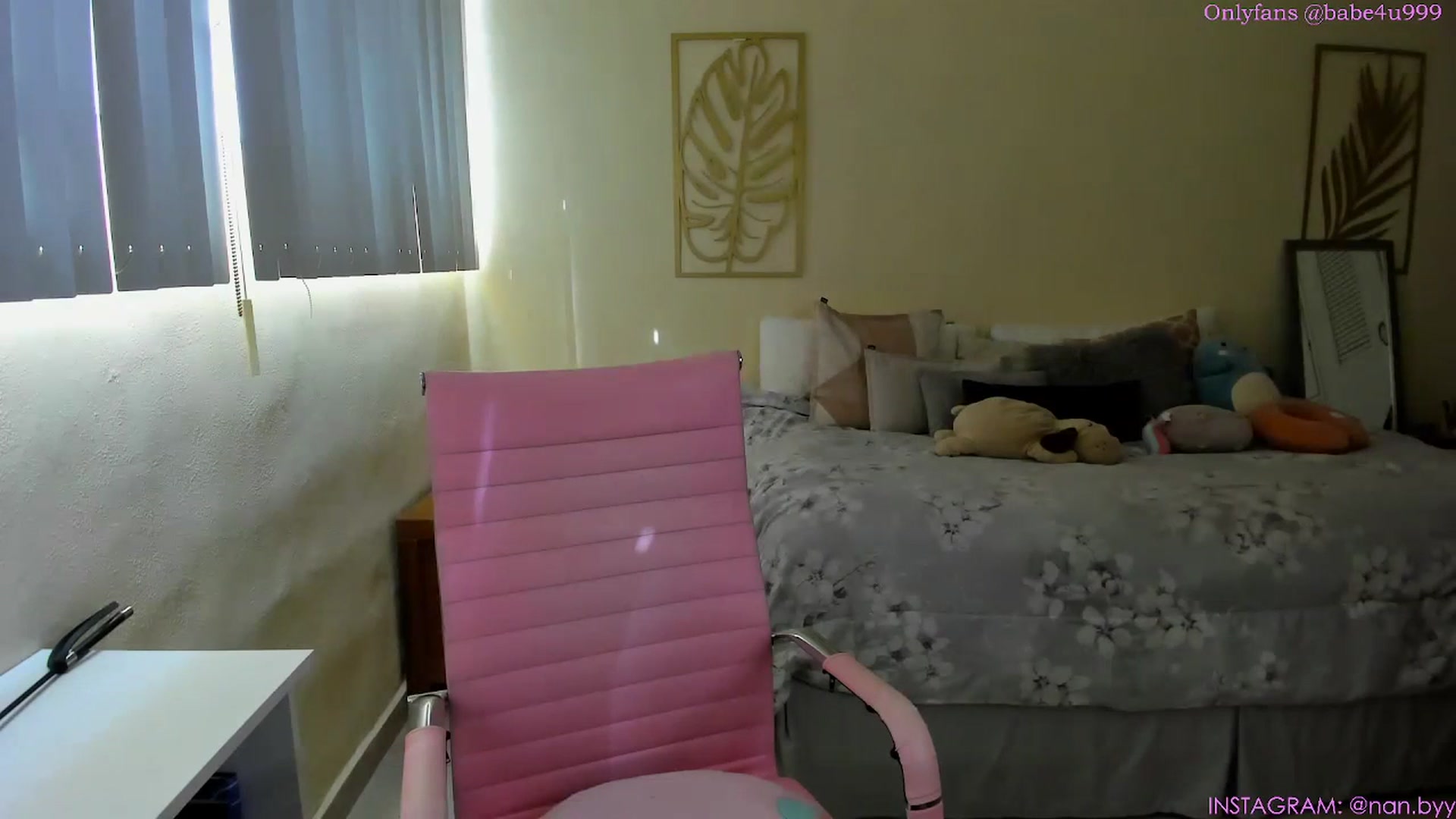 Gallery image thumbnail from NancyyB's myfreecams stream on, 08/22/2023, 21:25 image 7 of 20