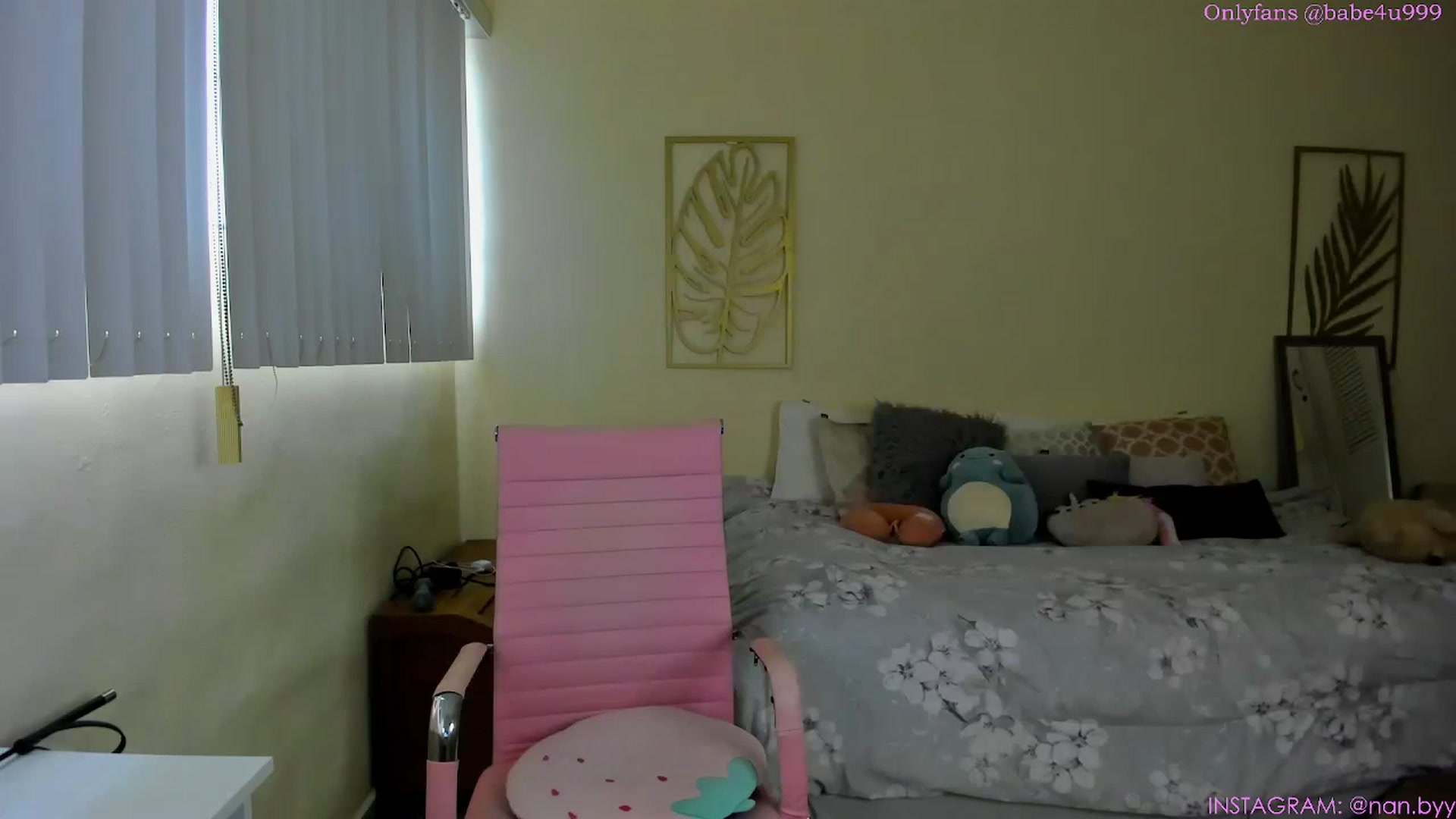 Gallery image thumbnail from NancyyB's myfreecams stream on, 08/24/2023, 23:03 image 12 of 20