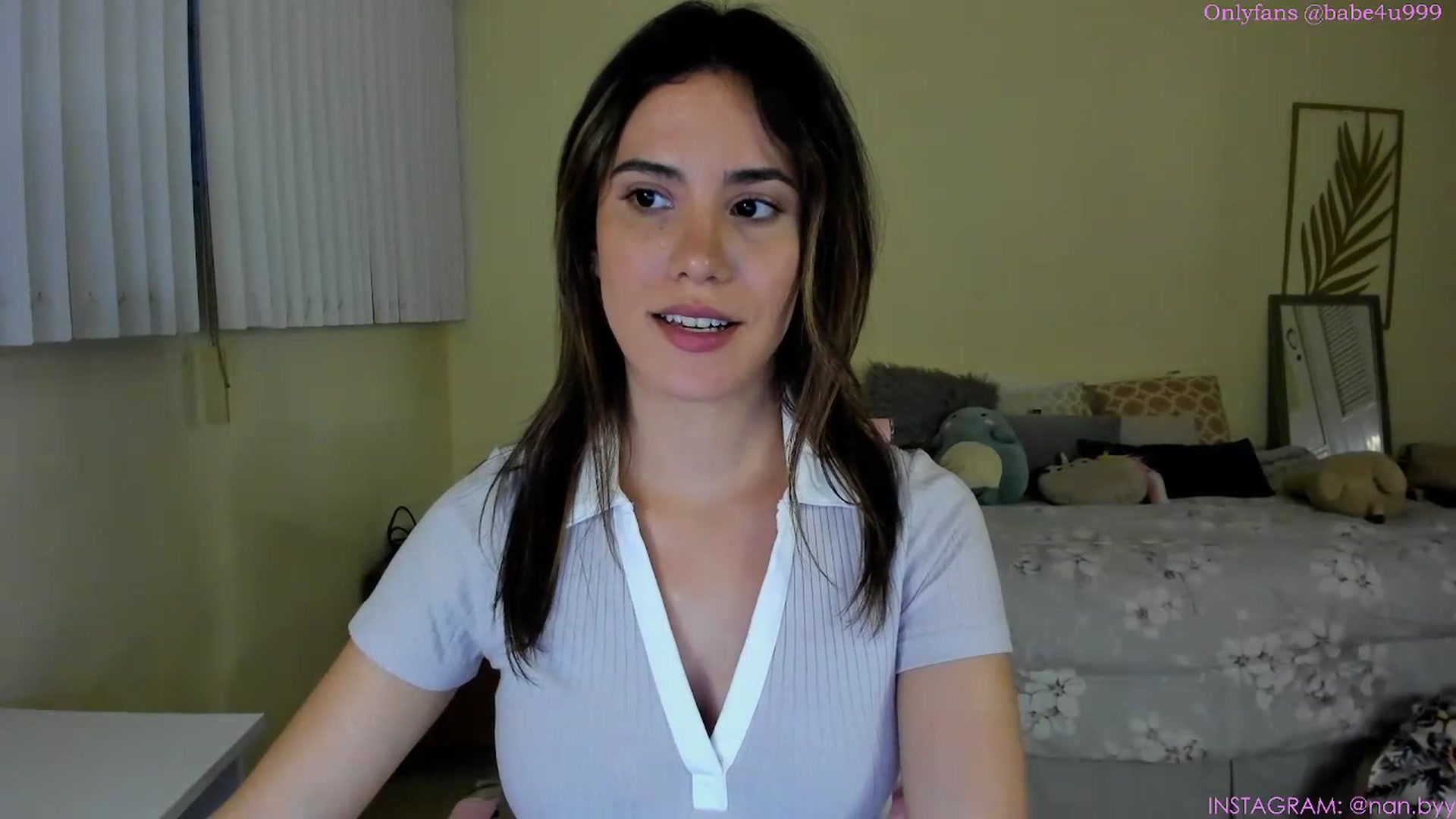 Gallery image thumbnail from NancyyB's myfreecams stream on, 08/25/2023, 24:52 image 13 of 20