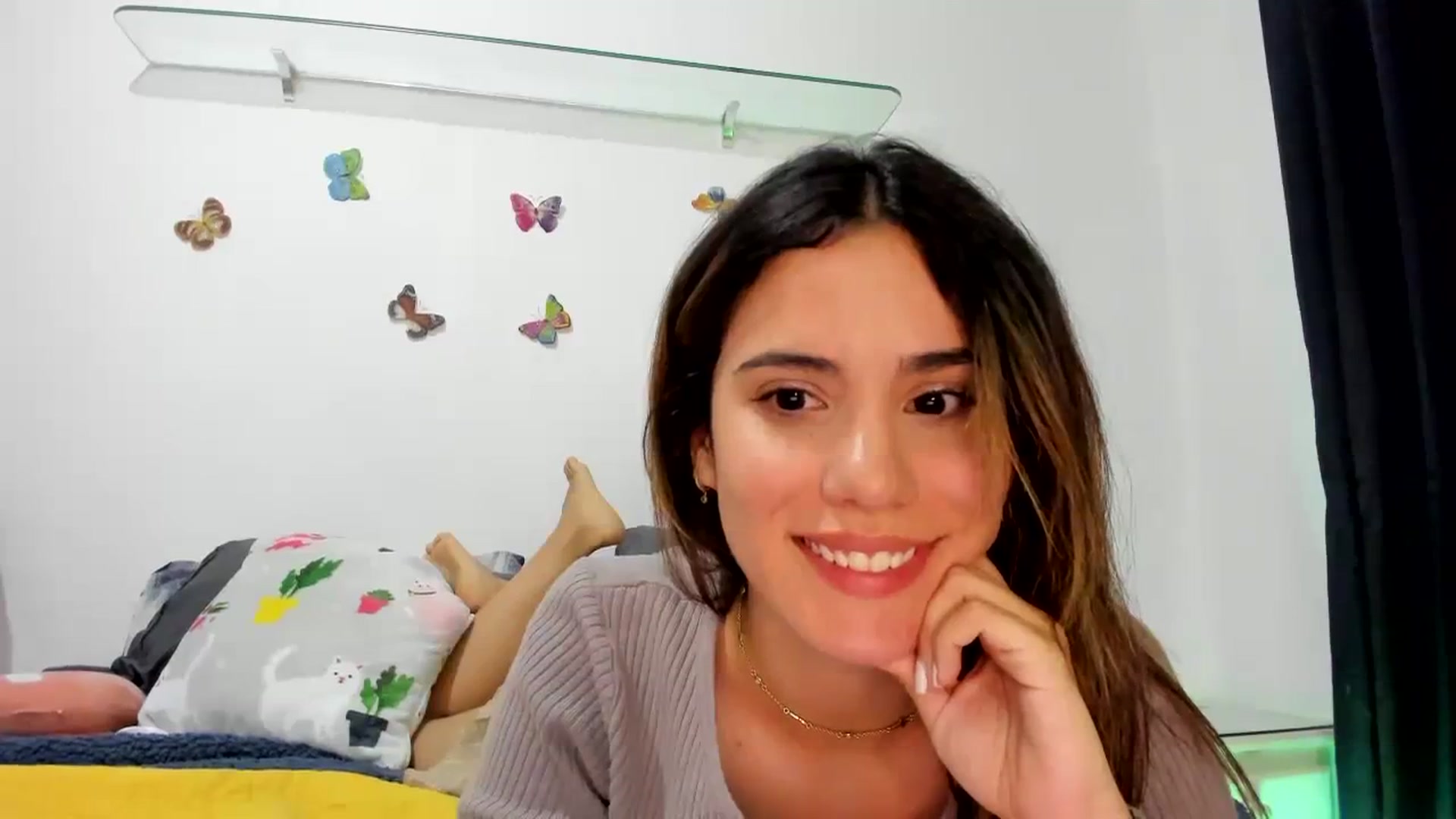 Gallery image thumbnail from NancyyB's myfreecams stream on, 08/29/2023, 02:35 image 15 of 20