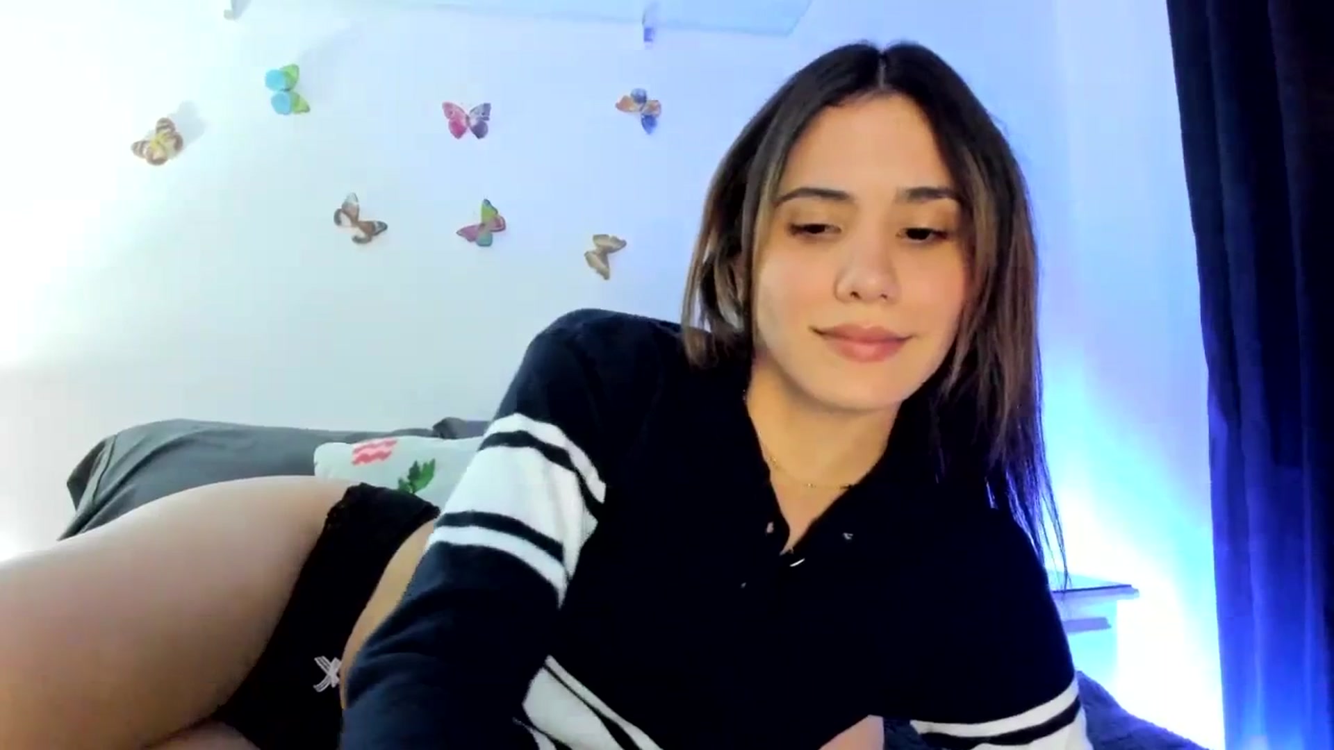 Gallery image thumbnail from NancyyB's myfreecams stream on, 08/30/2023, 05:34 image 3 of 20