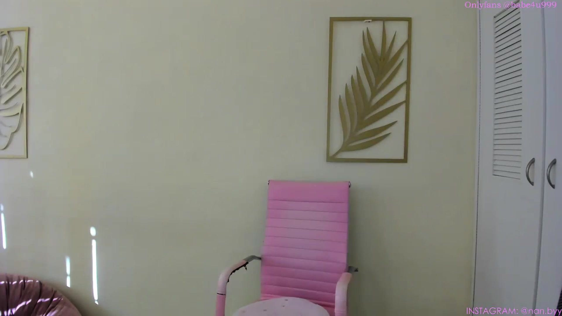 Gallery image thumbnail from NancyyB's myfreecams stream on, 09/15/2023, 22:48 image 6 of 20