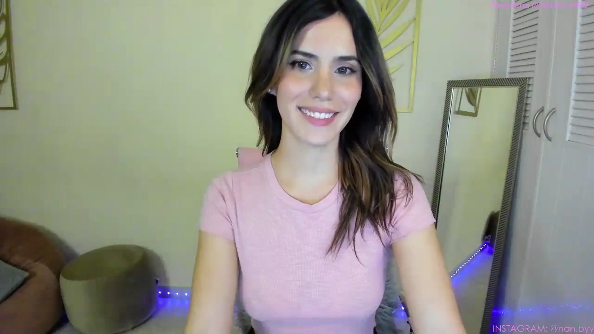 Gallery image thumbnail from NancyyB's myfreecams stream on, 09/26/2023, 02:15 image 2 of 20