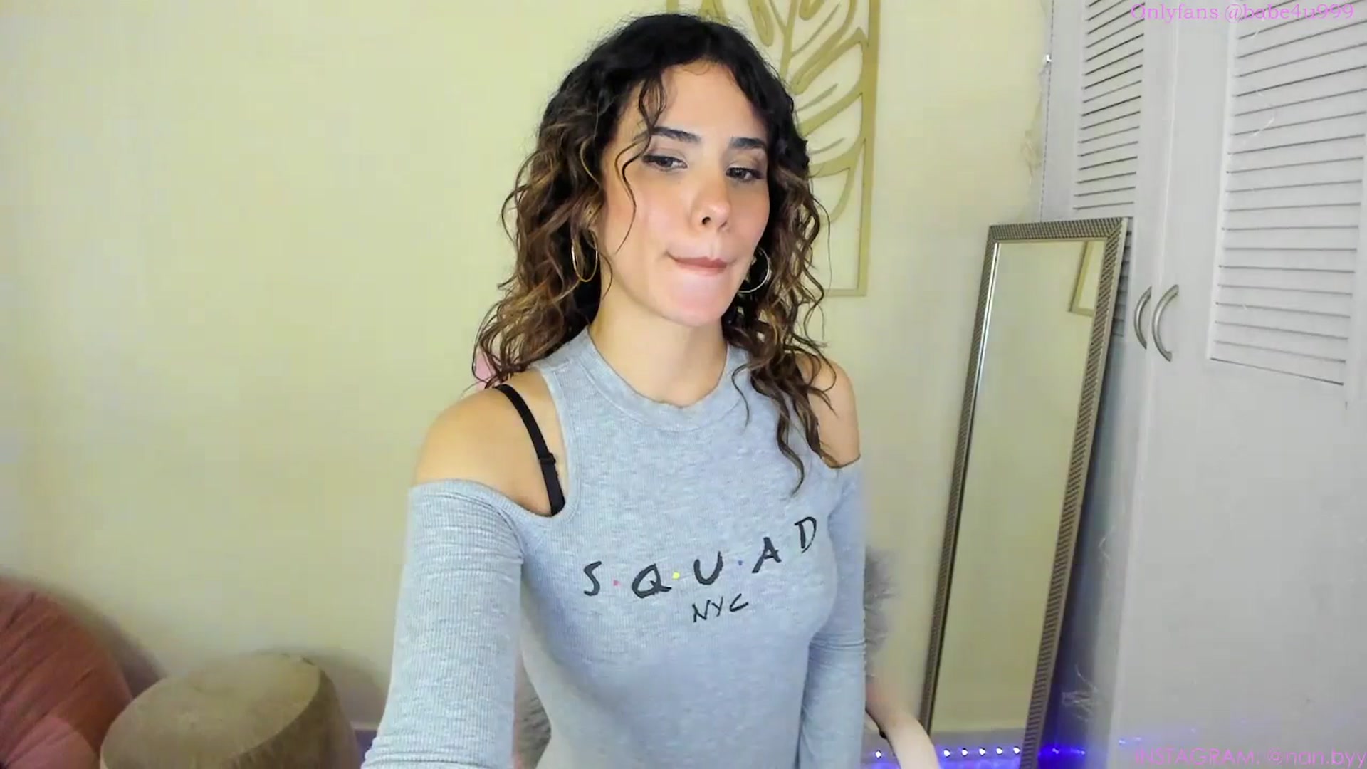 Gallery image thumbnail from NancyyB's myfreecams stream on, 11/04/2023, 22:56 image 16 of 20