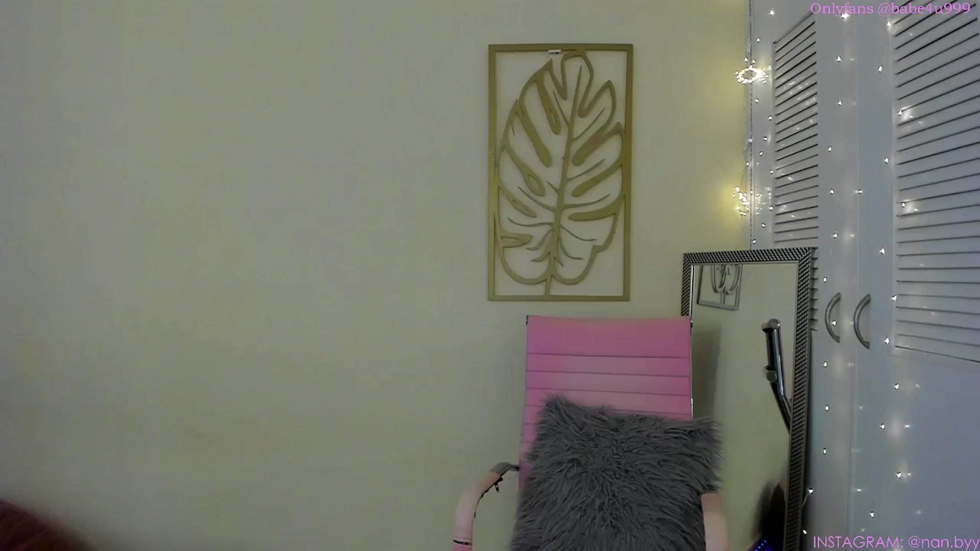 Gallery image thumbnail from NancyyB's myfreecams stream on, 11/14/2023, 21:34 image 8 of 20