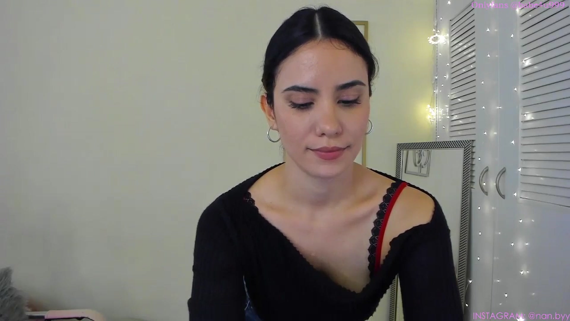 Gallery image thumbnail from NancyyB's myfreecams stream on, 11/14/2023, 21:34 image 13 of 20