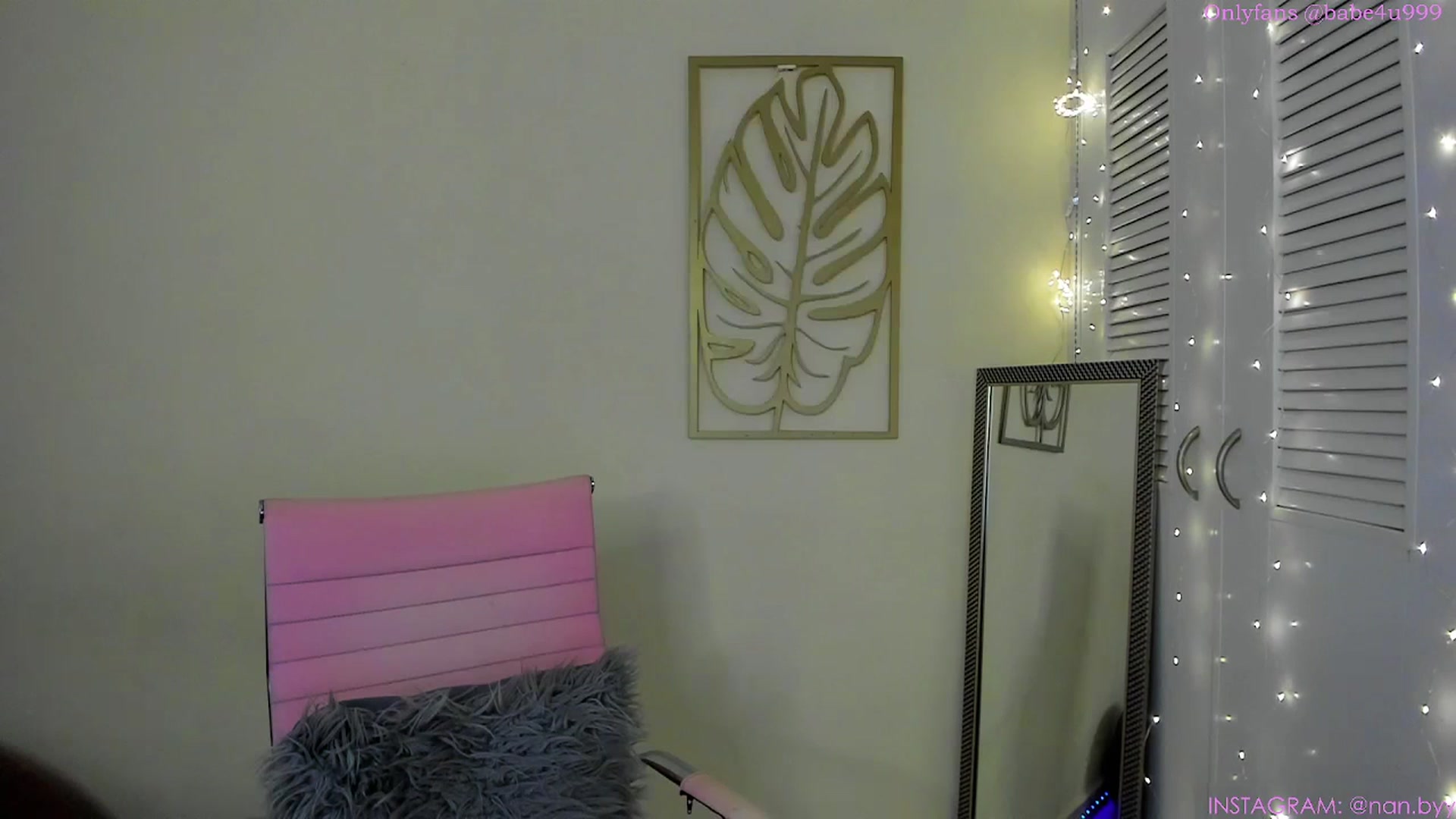 Gallery image thumbnail from NancyyB's myfreecams stream on, 11/15/2023, 24:06 image 10 of 20