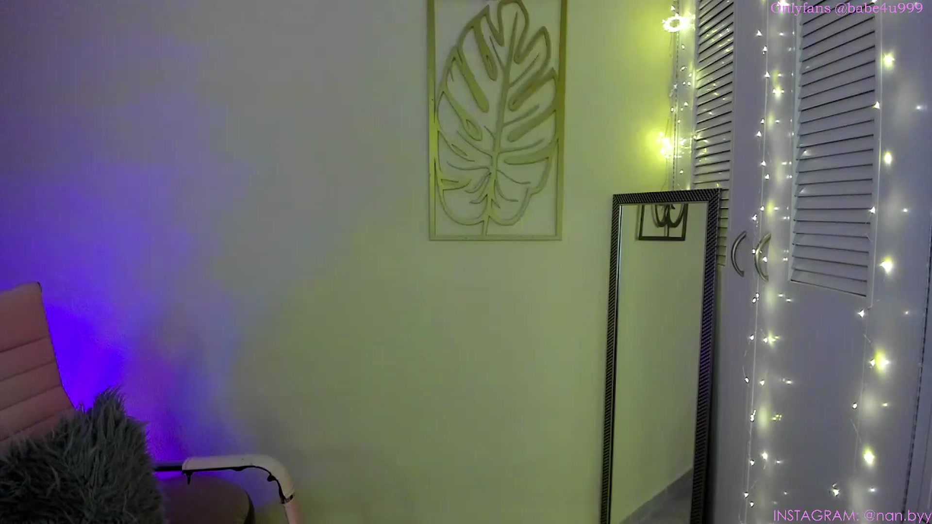 Gallery image thumbnail from NancyyB's myfreecams stream on, 11/29/2023, 24:53 image 4 of 20