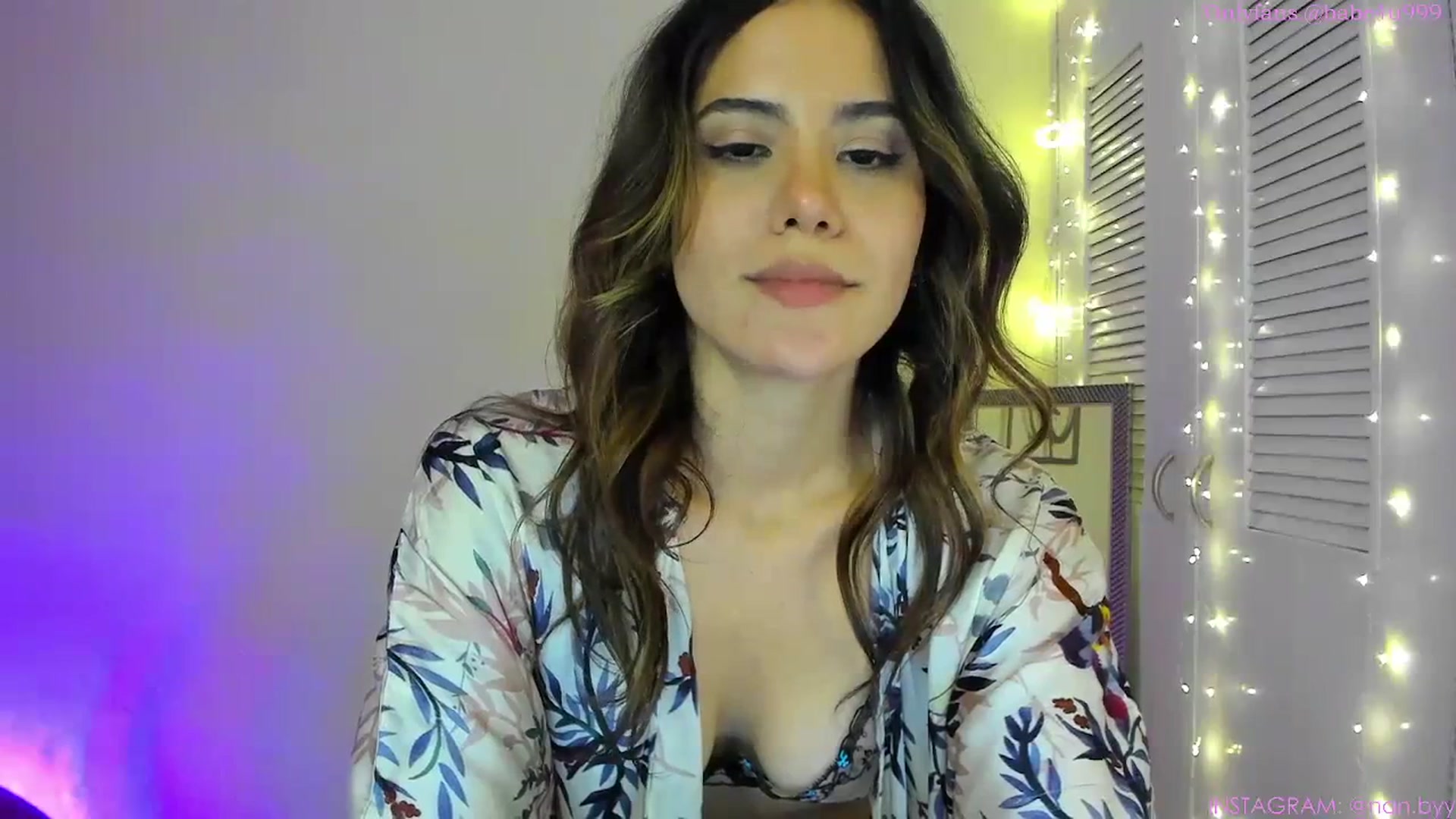 Gallery image thumbnail from NancyyB's myfreecams stream on, 11/29/2023, 24:53 image 12 of 20