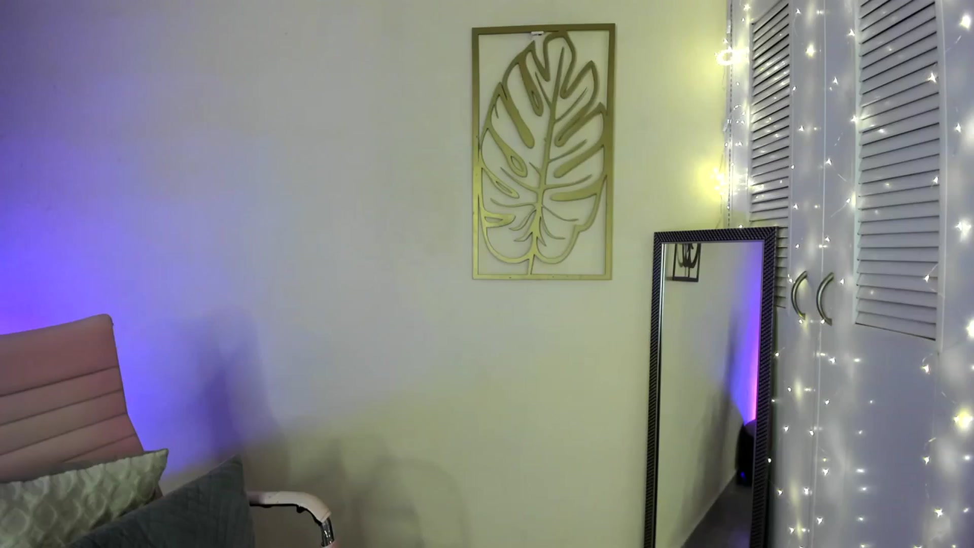 Gallery image thumbnail from NancyyB's myfreecams stream on, 01/12/2024, 03:48 image 1 of 20