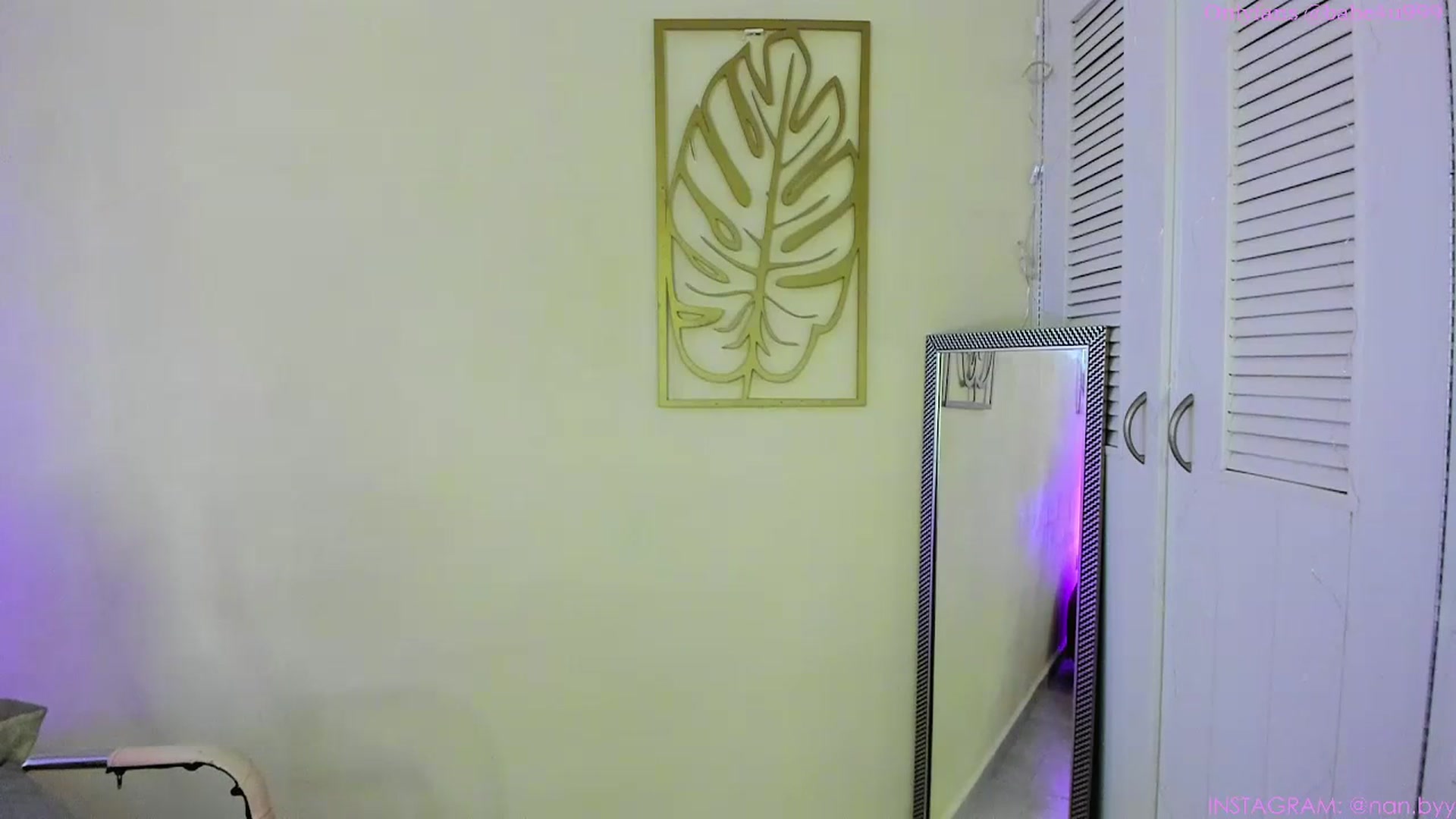 Gallery image thumbnail from NancyyB's myfreecams stream on, 01/15/2024, 23:18 image 11 of 20