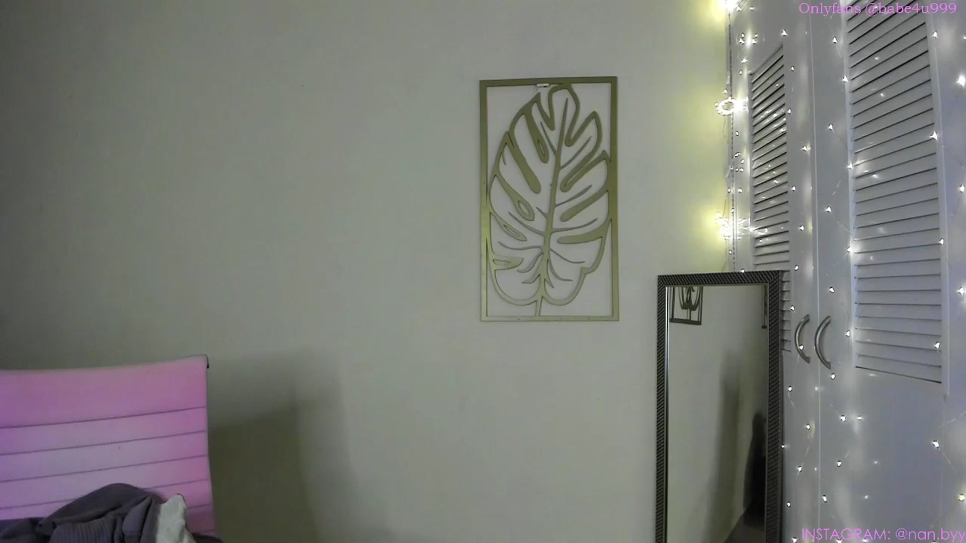 Gallery image thumbnail from NancyyB's myfreecams stream on, 01/17/2024, 24:45 image 18 of 20