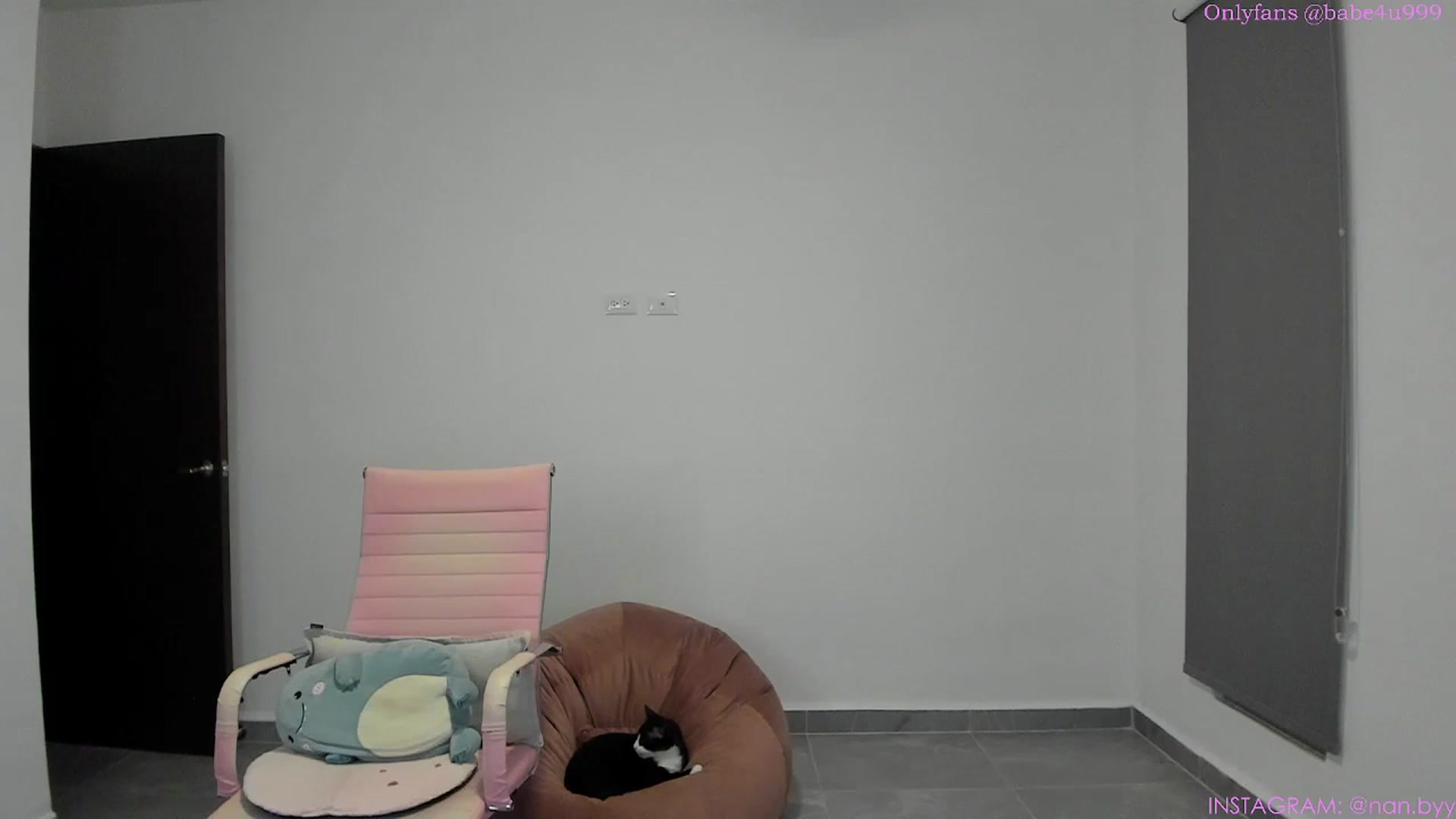 Gallery image thumbnail from NancyyB's myfreecams stream on, 01/24/2024, 02:05 image 13 of 20