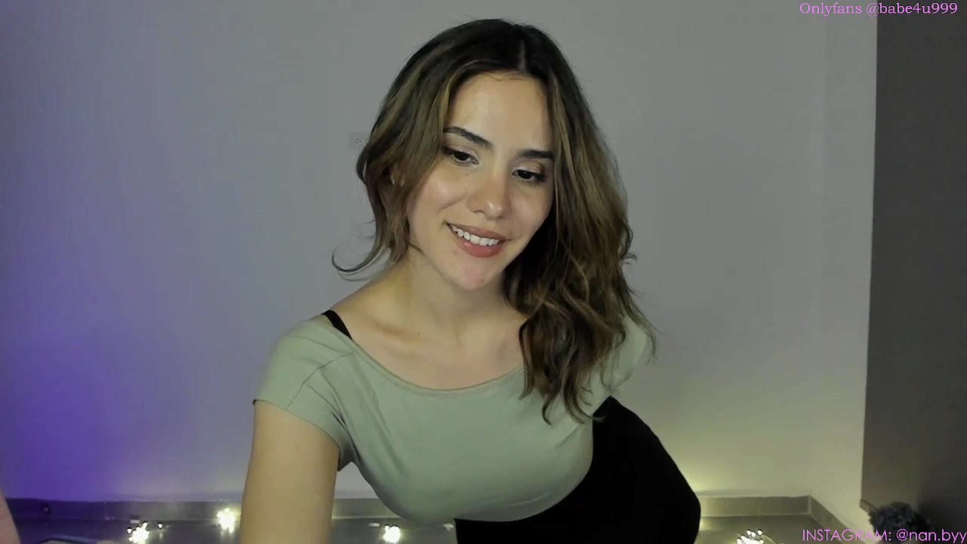 Gallery image thumbnail from NancyyB's myfreecams stream on, 02/09/2024, 03:31 image 8 of 20