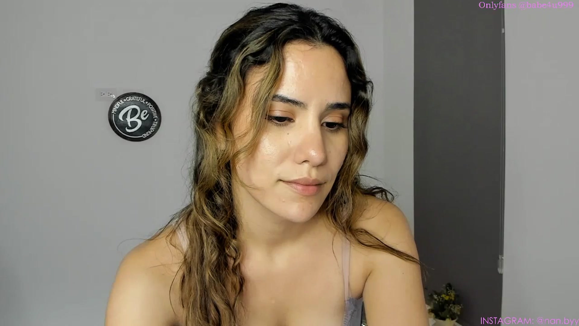 Gallery image thumbnail from NancyyB's myfreecams stream on, 03/04/2024, 23:49 image 7 of 20