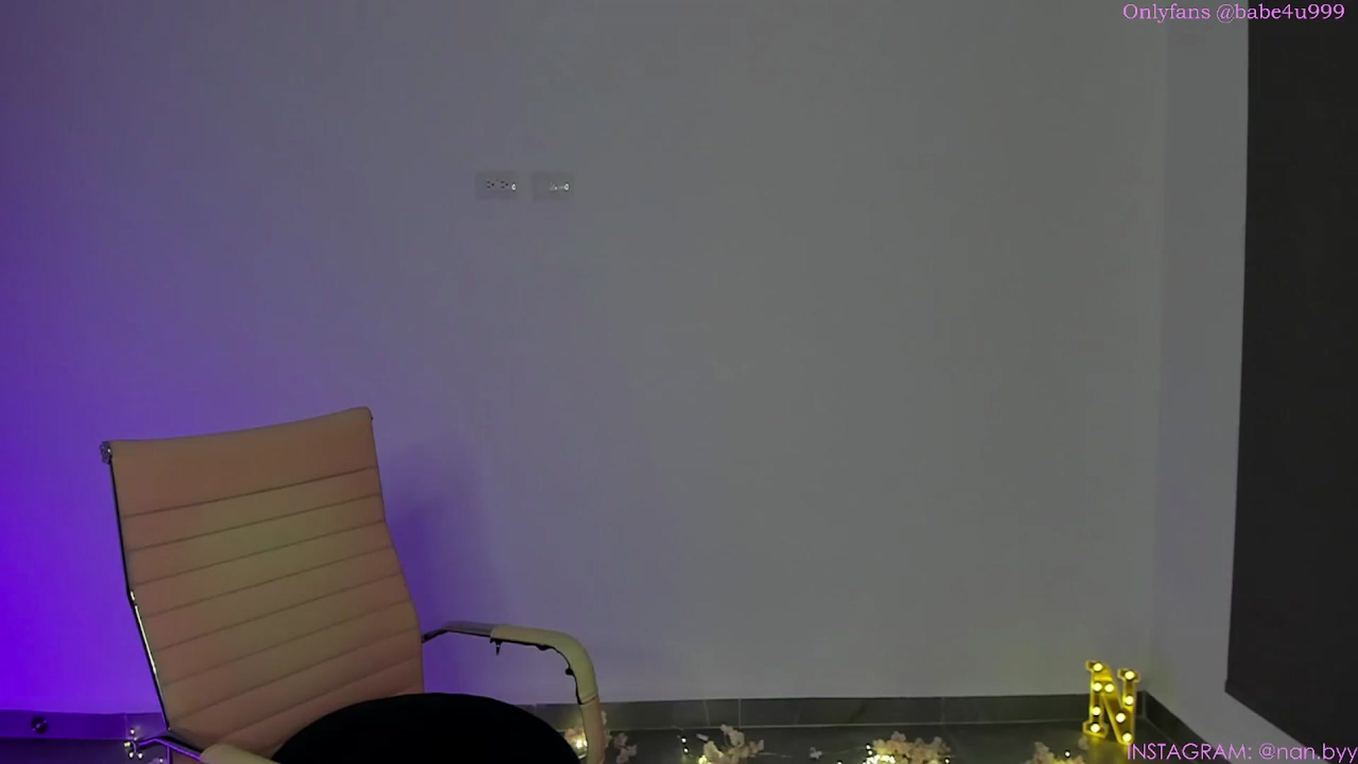 Gallery image thumbnail from NancyyB's myfreecams stream on, 03/26/2024, 23:43 image 7 of 20