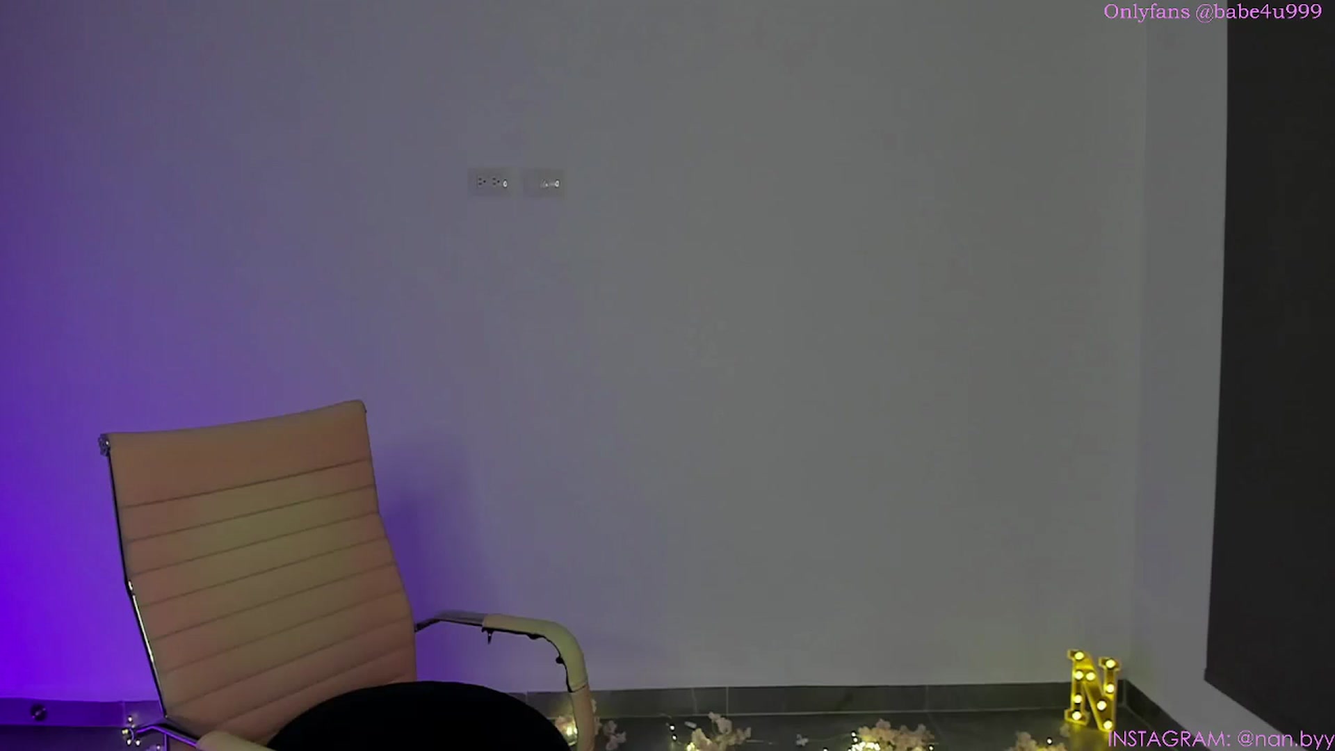 Gallery image thumbnail from NancyyB's myfreecams stream on, 03/26/2024, 23:43 image 5 of 20