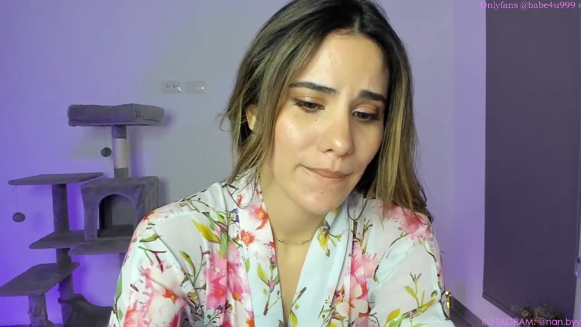 Gallery image thumbnail from NancyyB's myfreecams stream on, 04/17/2024, 03:57 image 15 of 20