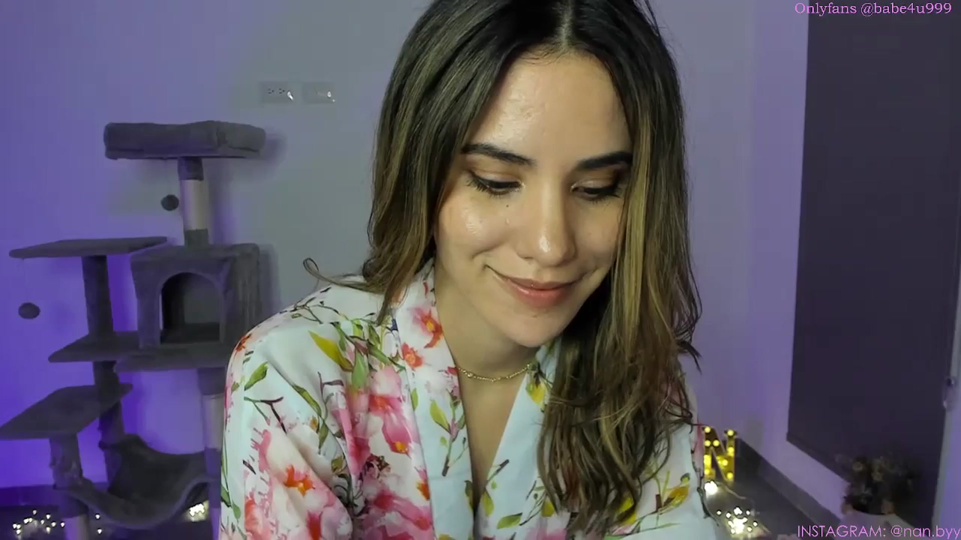 Gallery image thumbnail from NancyyB's myfreecams stream on, 04/17/2024, 03:57 image 20 of 20