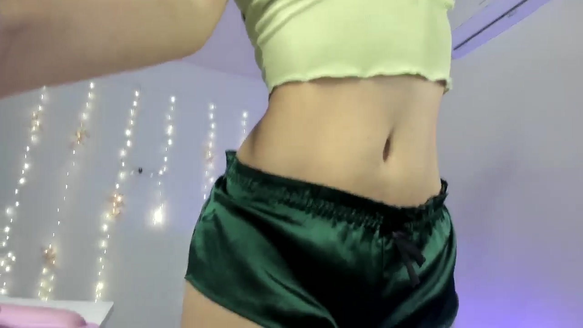 Gallery image thumbnail from NancyyB's myfreecams stream on, 06/26/2024, 03:53 image 6 of 20