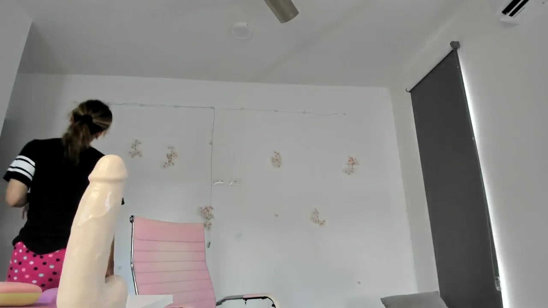 Gallery image thumbnail from NancyyB's myfreecams stream on, 07/08/2024, 16:00 image 12 of 20
