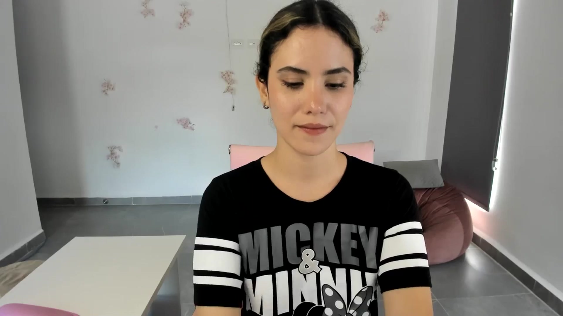 Gallery image thumbnail from NancyyB's myfreecams stream on, 07/08/2024, 16:00 image 19 of 20