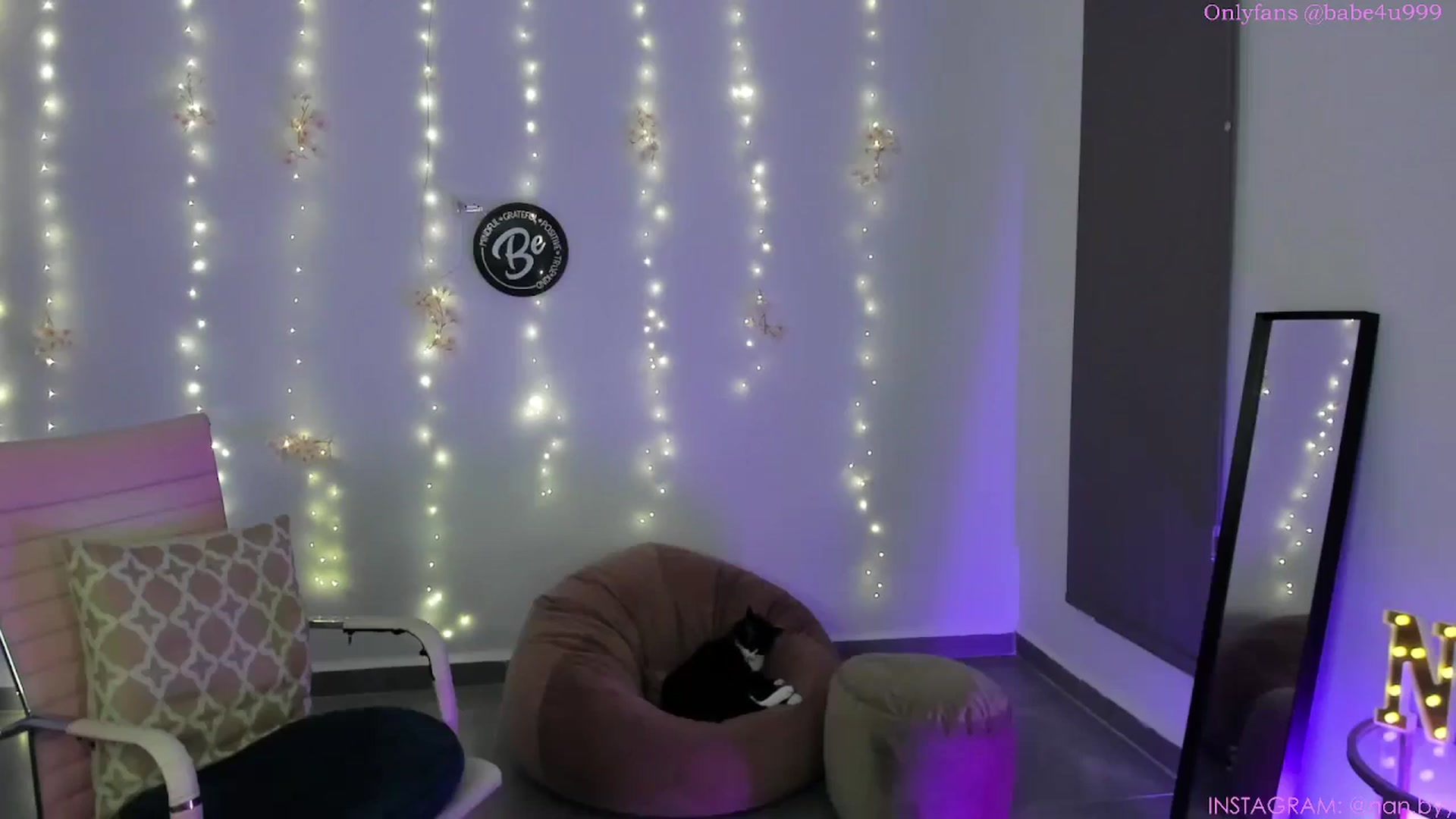 Gallery image thumbnail from NancyyB's myfreecams stream on, 08/16/2024, 02:13 image 20 of 20