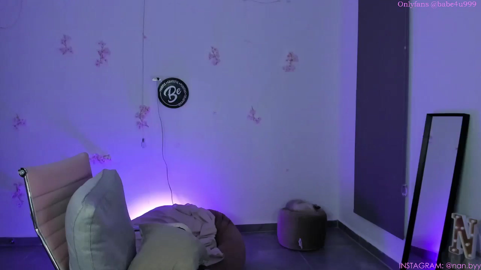 Gallery image thumbnail from NancyyB's myfreecams stream on, 08/28/2024, 04:03 image 13 of 20