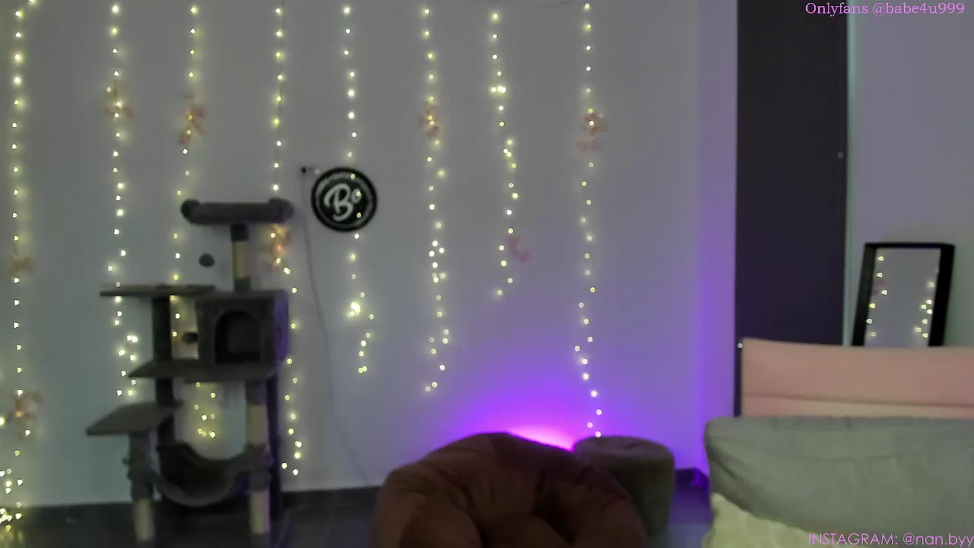 Gallery image thumbnail from NancyyB's myfreecams stream on, 09/05/2024, 24:01 image 10 of 20
