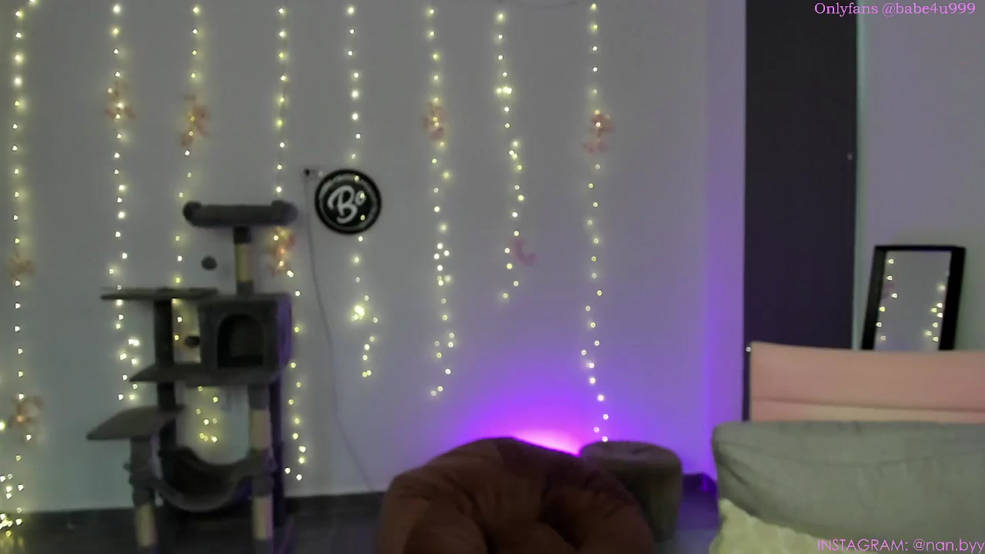 Gallery image thumbnail from NancyyB's myfreecams stream on, 09/05/2024, 24:01 image 14 of 20