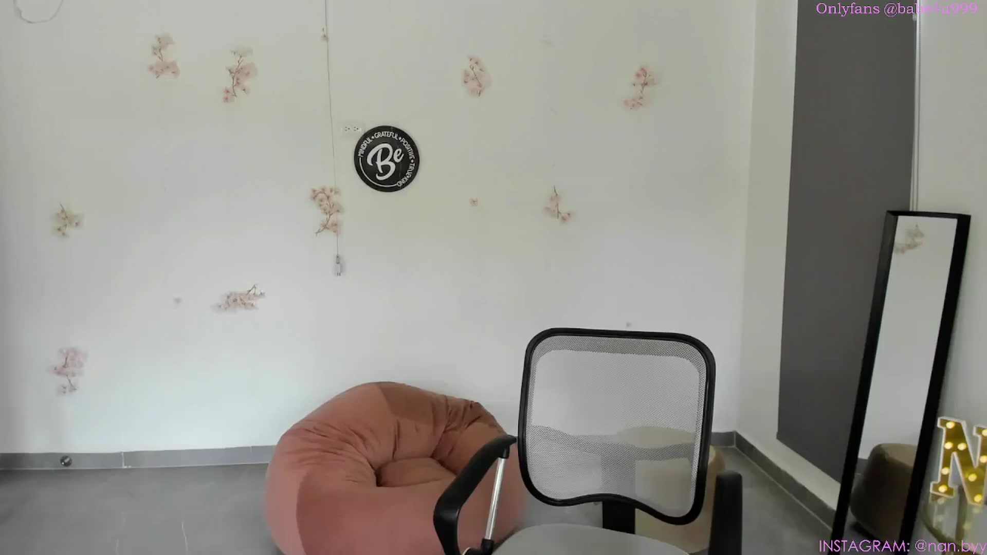 Gallery image thumbnail from NancyyB's myfreecams stream on, 10/09/2024, 15:03 image 7 of 20