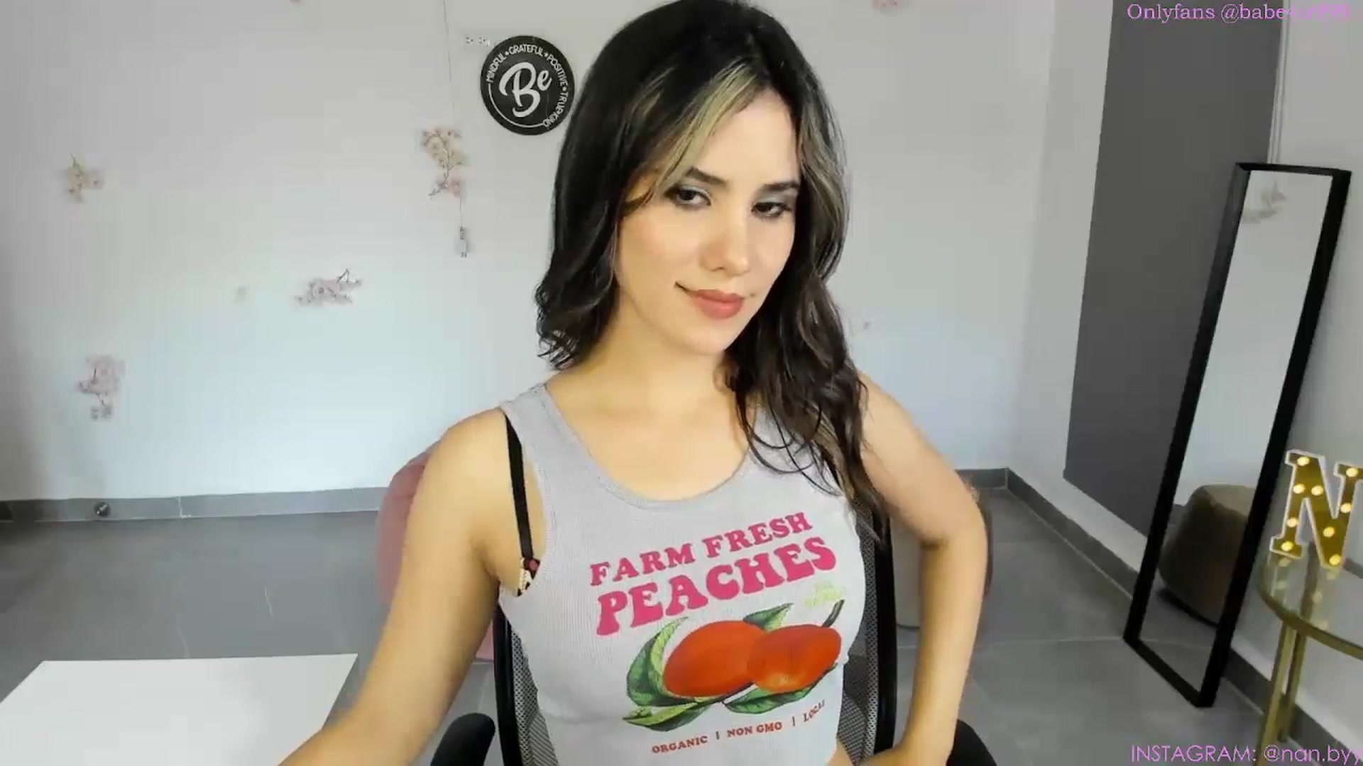 Gallery image thumbnail from NancyyB's myfreecams stream on, 10/09/2024, 16:40 image 3 of 20