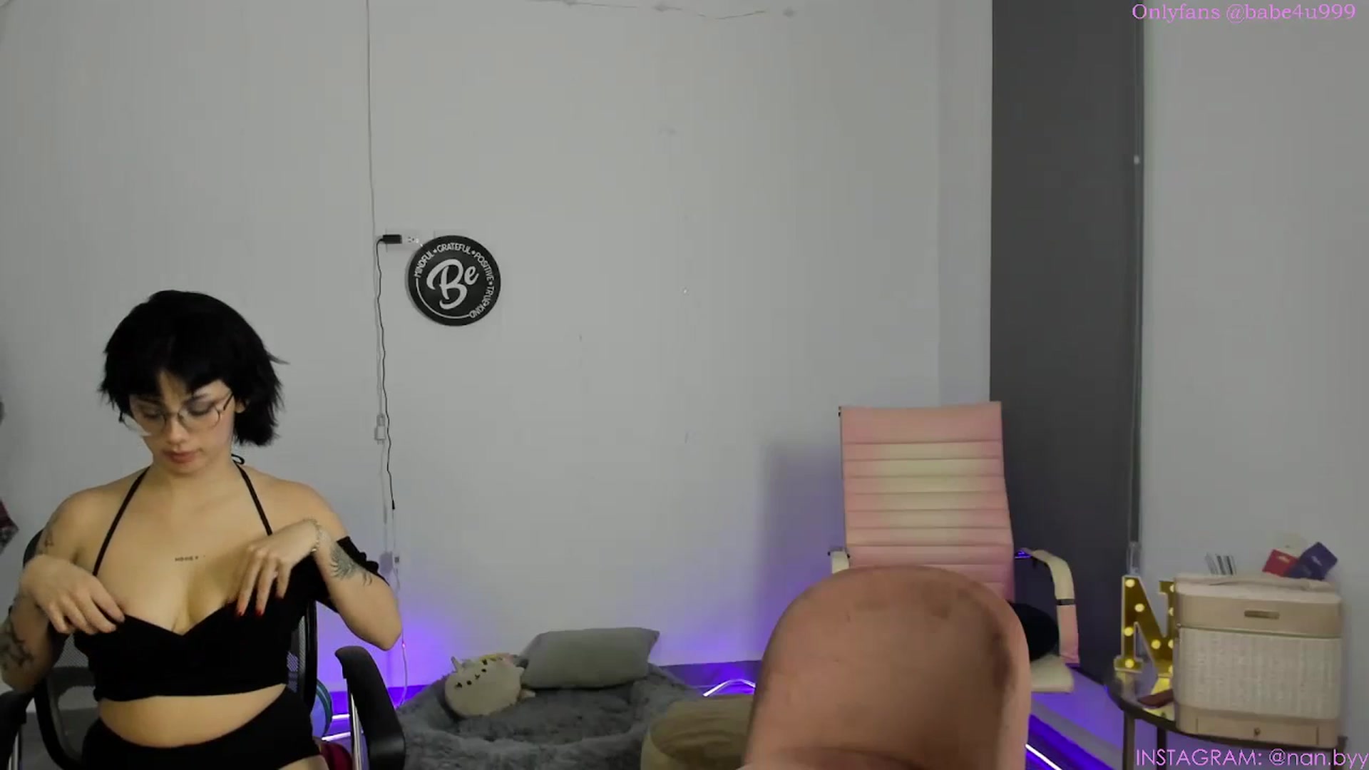 Gallery image thumbnail from NancyyB's myfreecams stream on, 11/06/2024, 03:26 image 13 of 20