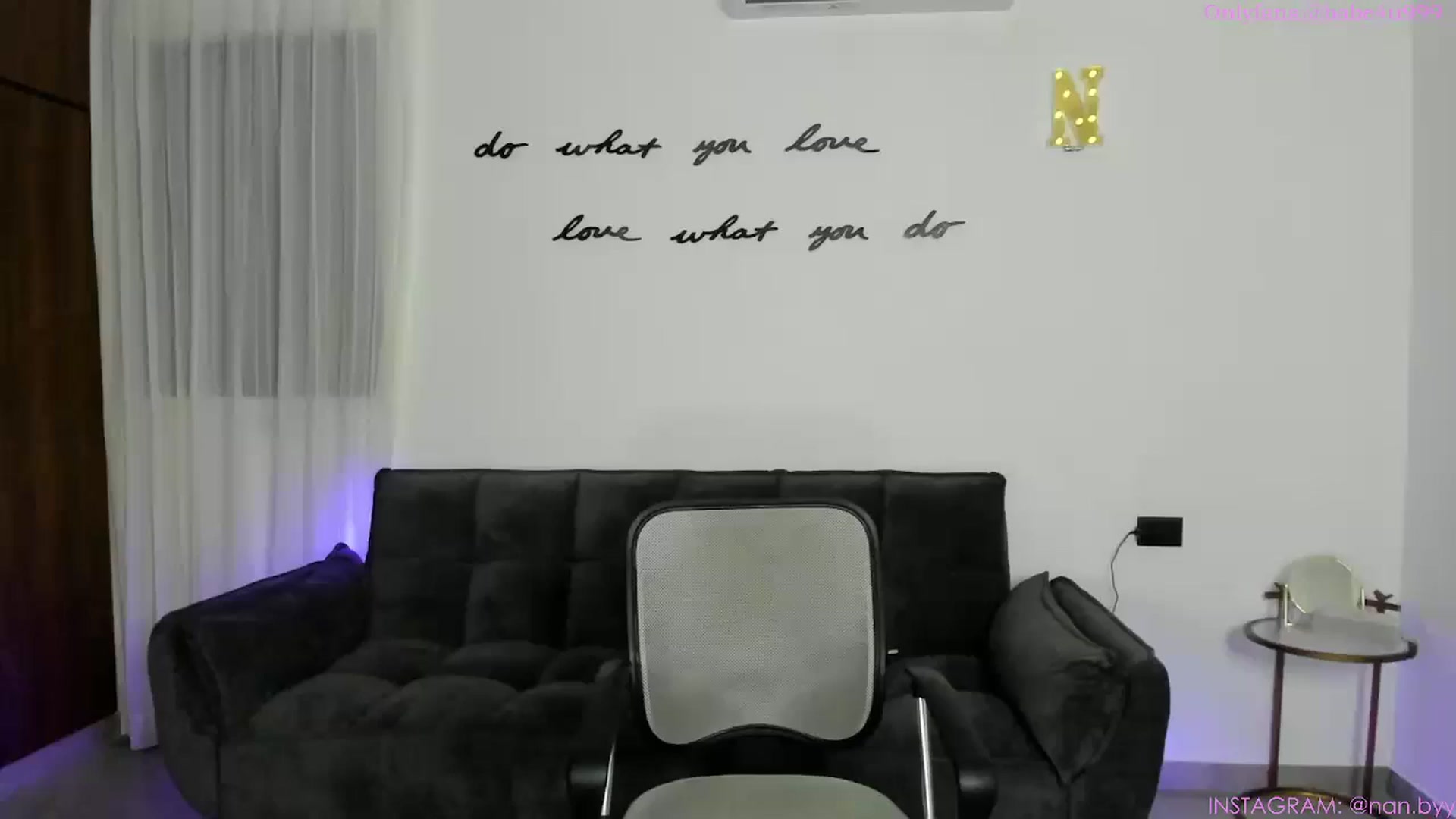 Gallery image thumbnail from NancyyB's myfreecams stream on, 01/01/2025, 03:27 image 18 of 20