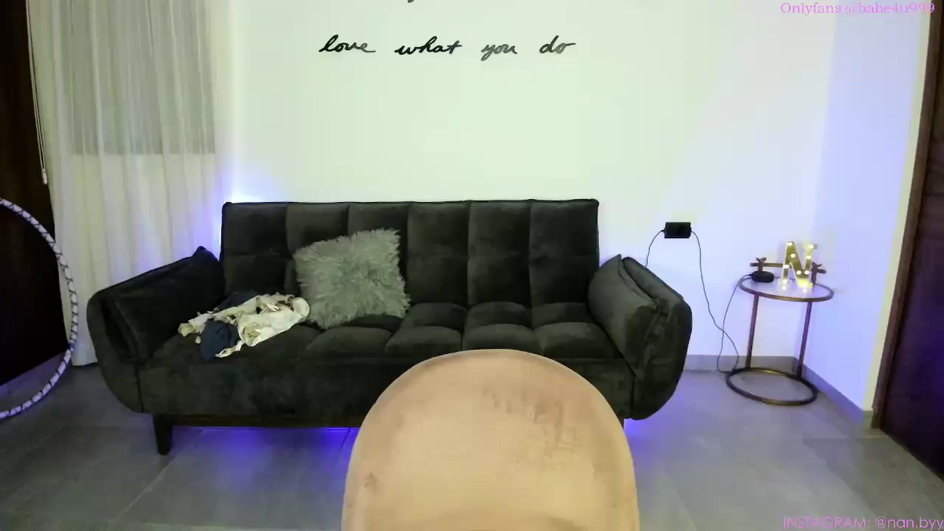 Gallery image thumbnail from NancyyB's myfreecams stream on, 01/17/2025, 04:59 image 9 of 20