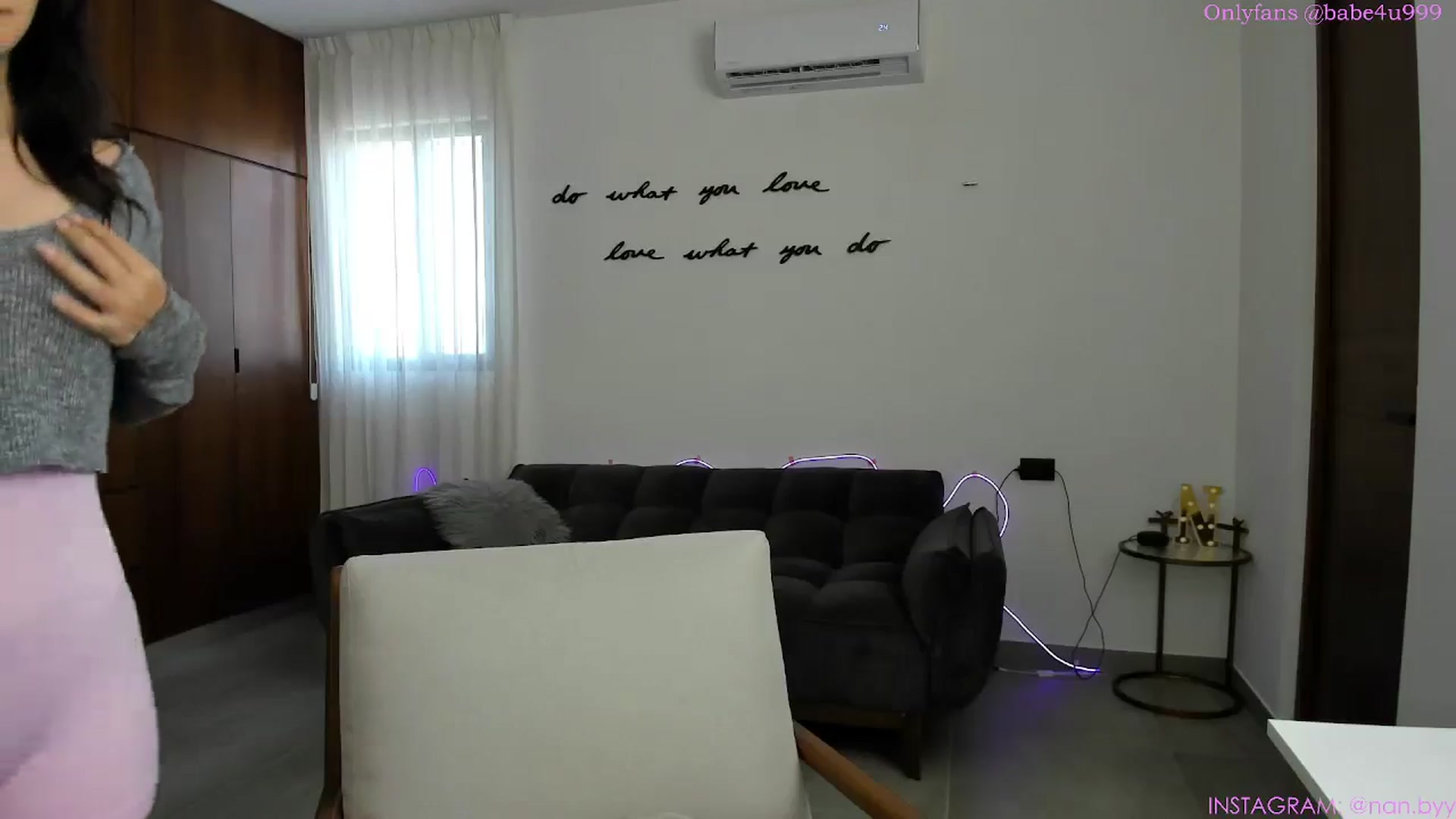 Gallery image thumbnail from NancyyB's myfreecams stream on, 01/30/2025, 21:39 image 5 of 20