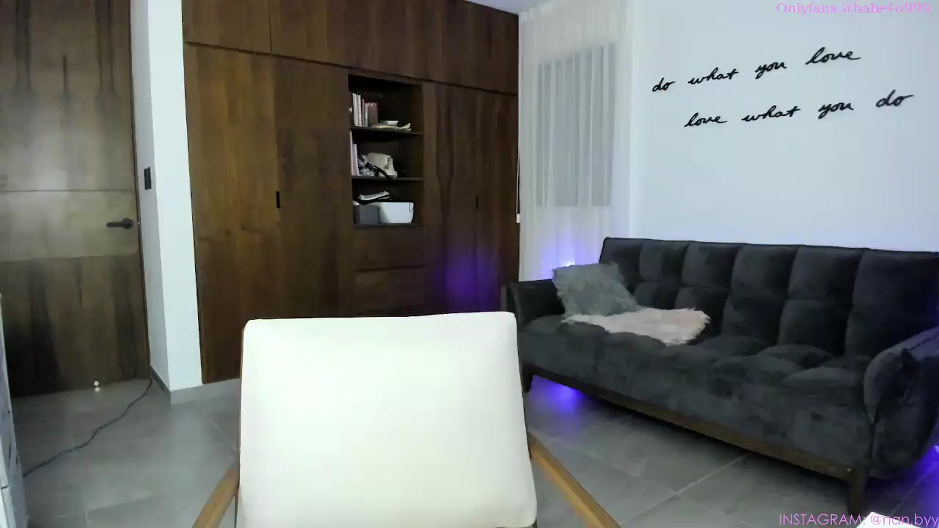 Gallery image thumbnail from NancyyB's myfreecams stream on, 02/13/2025, 01:25 image 7 of 20