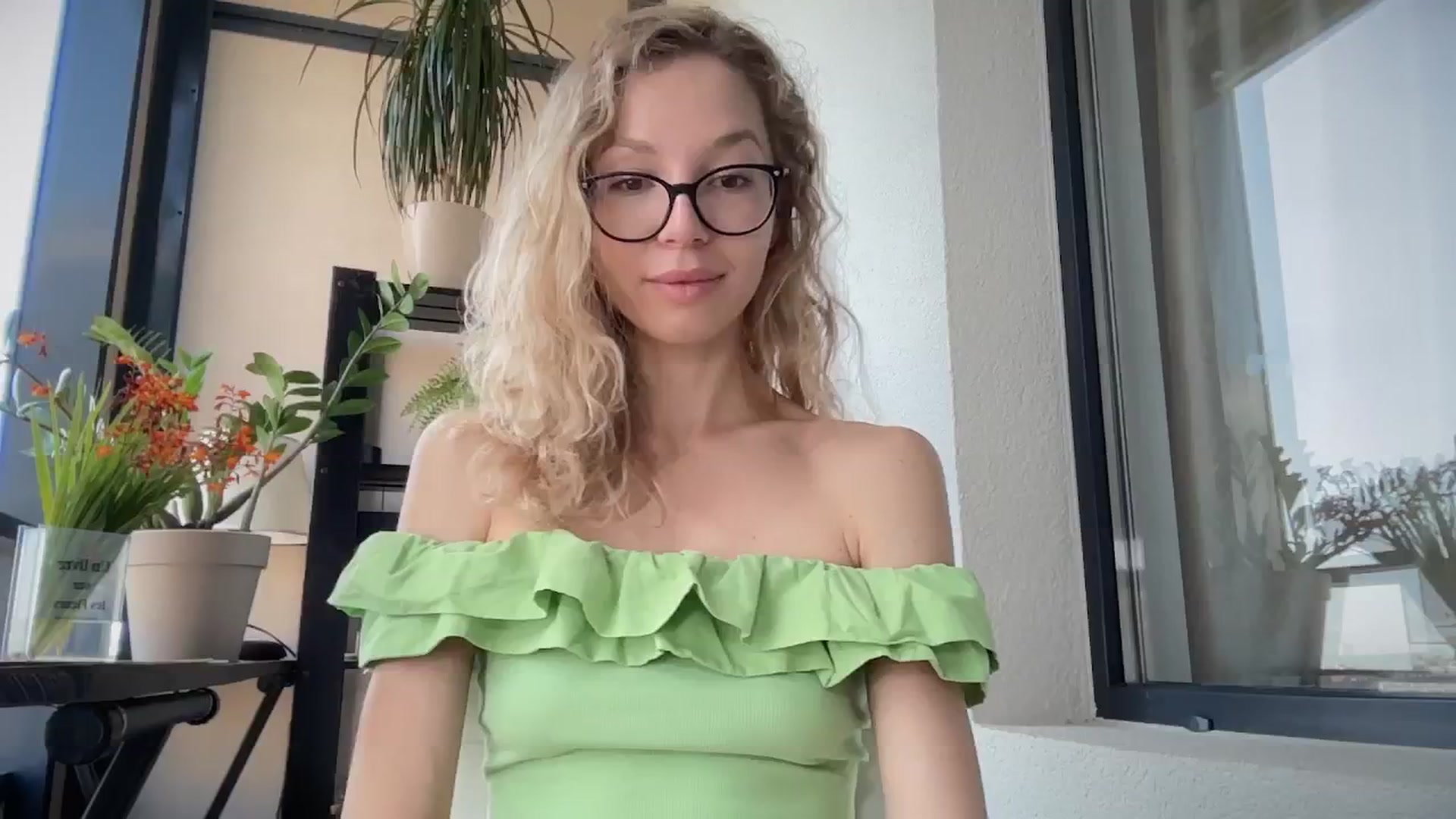 Gallery image thumbnail from Nansyfox1's myfreecams stream on, 08/20/2024, 10:22 image 5 of 20
