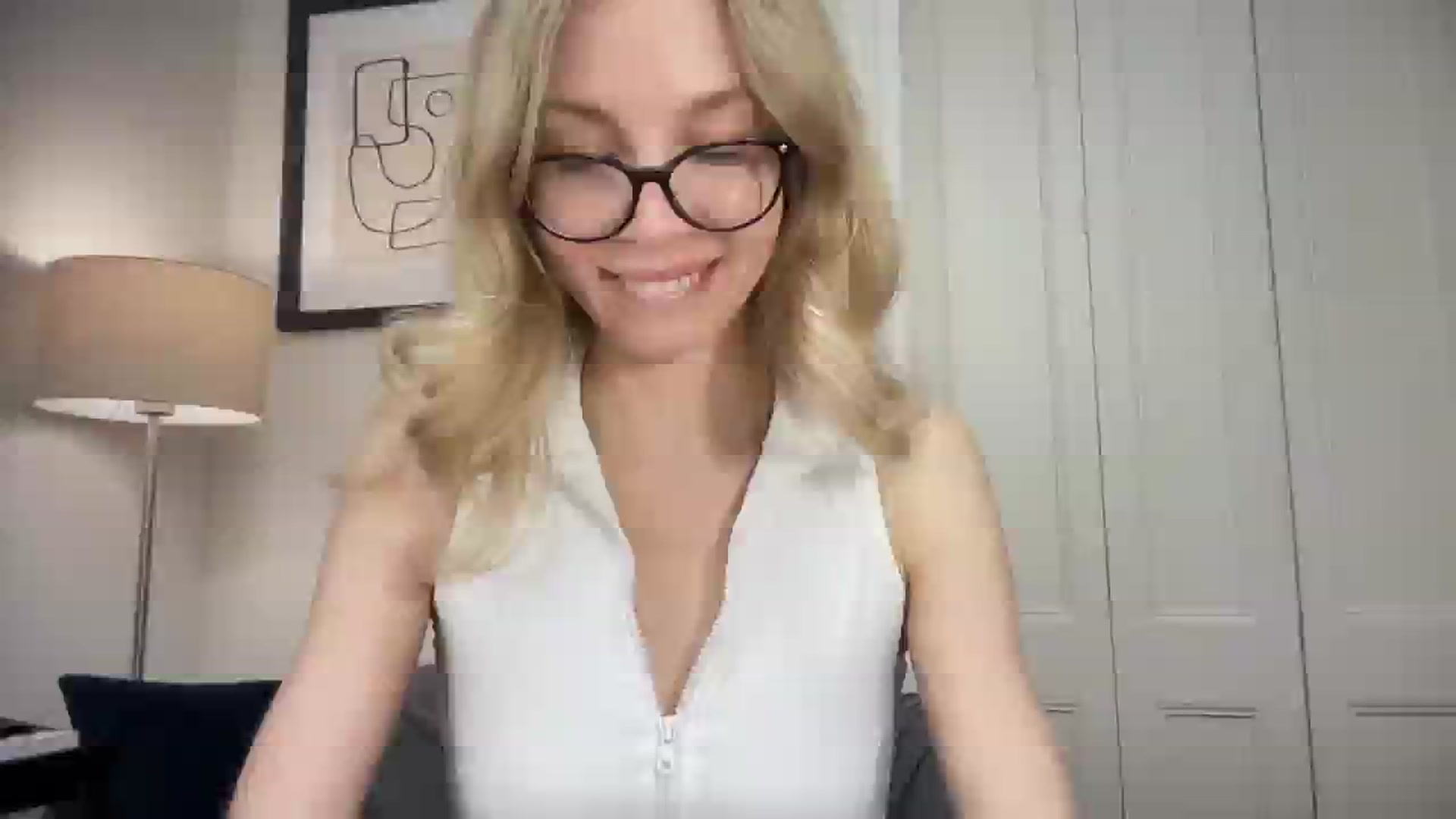 Gallery image thumbnail from Nansyfox1's myfreecams stream on, 12/09/2024, 16:14 image 14 of 20