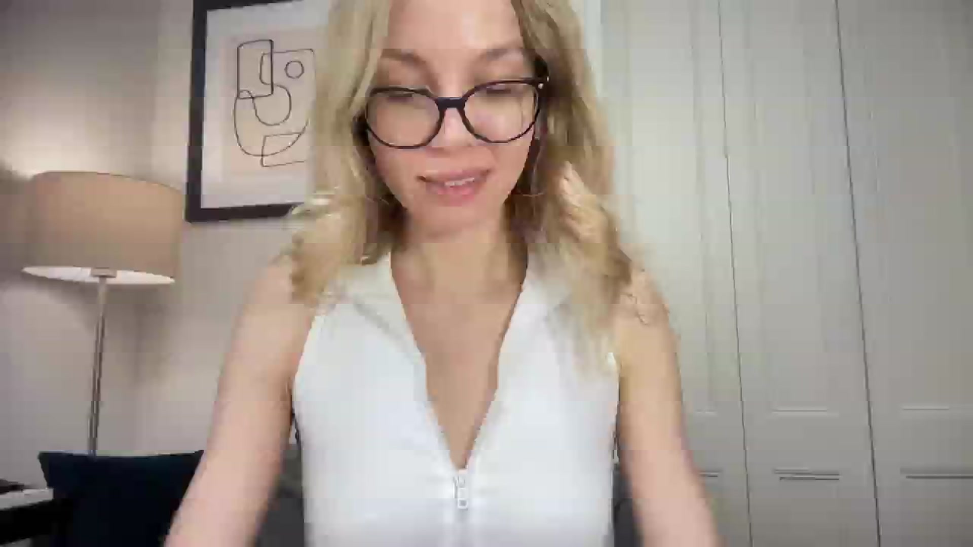 Gallery image thumbnail from Nansyfox1's myfreecams stream on, 12/09/2024, 16:14 image 2 of 20
