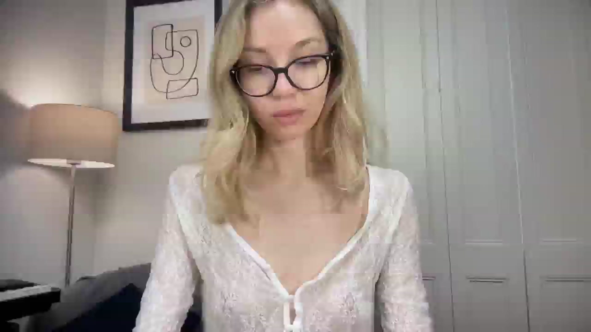 Gallery image thumbnail from Nansyfox1's myfreecams stream on, 12/13/2024, 12:03 image 5 of 20