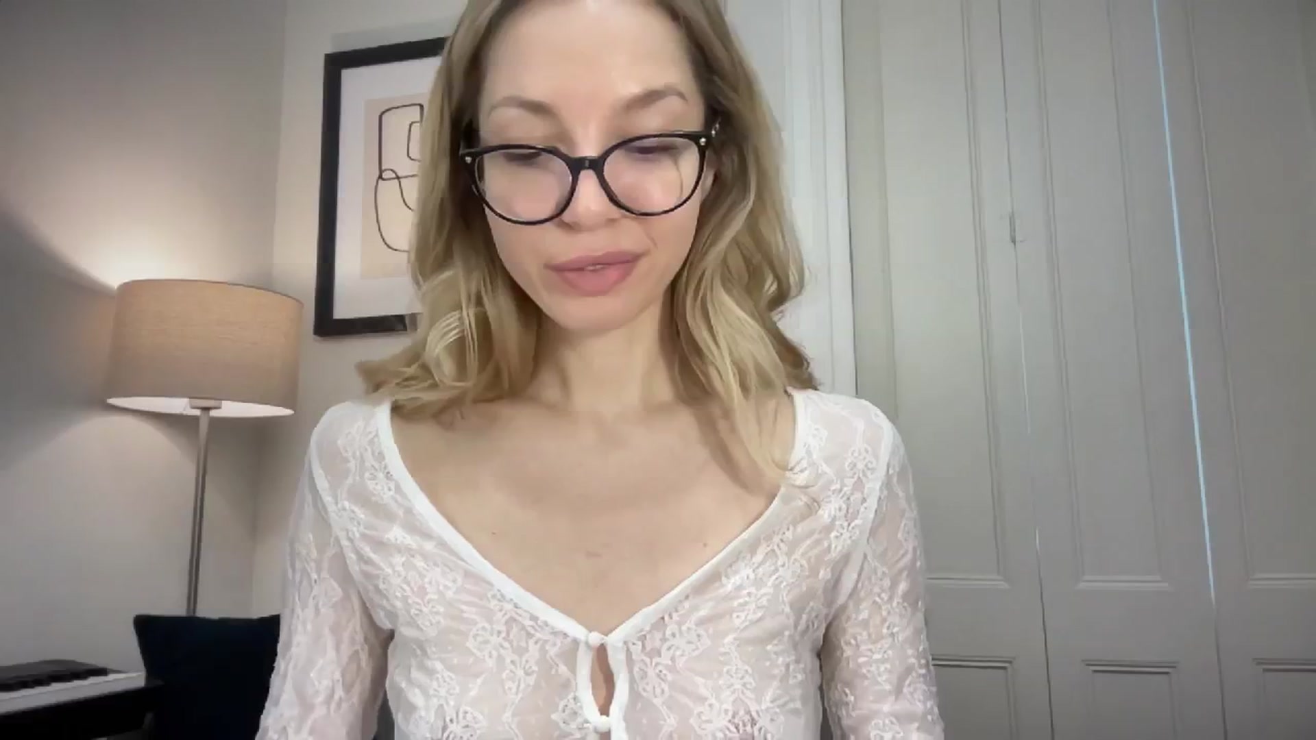 Gallery image thumbnail from Nansyfox1's myfreecams stream on, 12/14/2024, 12:02 image 14 of 20