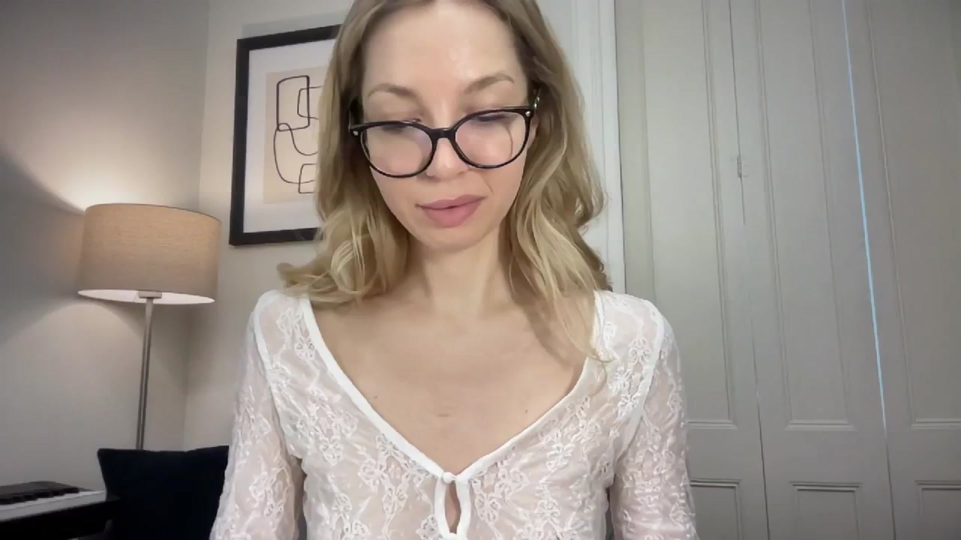 Gallery image thumbnail from Nansyfox1's myfreecams stream on, 12/14/2024, 12:02 image 13 of 20