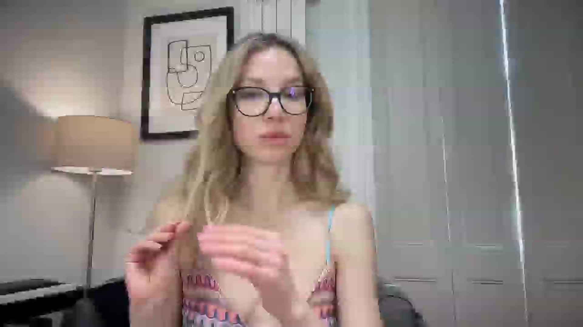 Gallery image thumbnail from Nansyfox1's myfreecams stream on, 12/17/2024, 09:07 image 1 of 20