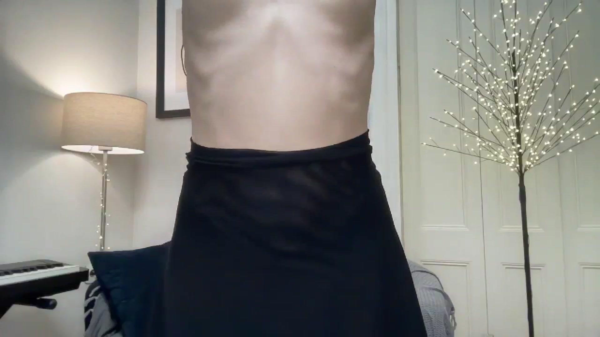 Gallery image thumbnail from Nansyfox1's myfreecams stream on, 12/23/2024, 14:16 image 20 of 20