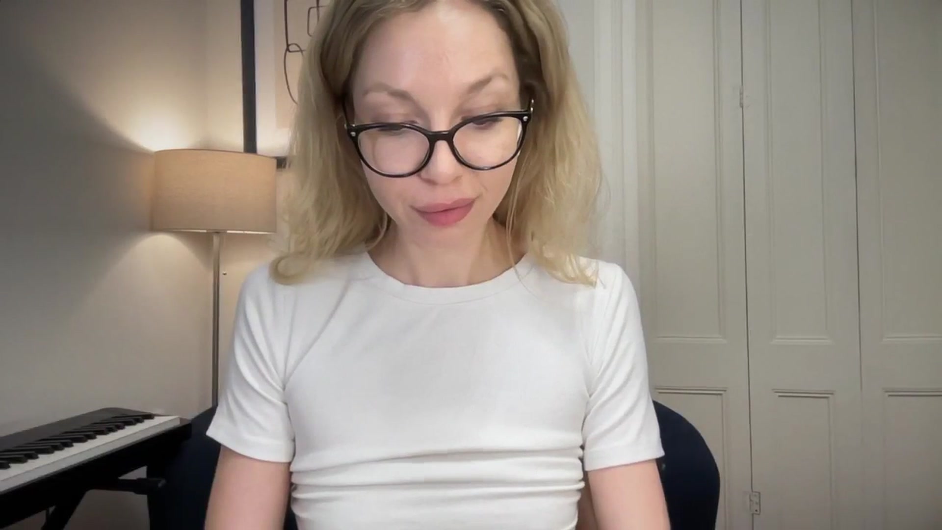 Gallery image thumbnail from Nansyfox1's myfreecams stream on, 05/18/2025, 18:30 image 14 of 20