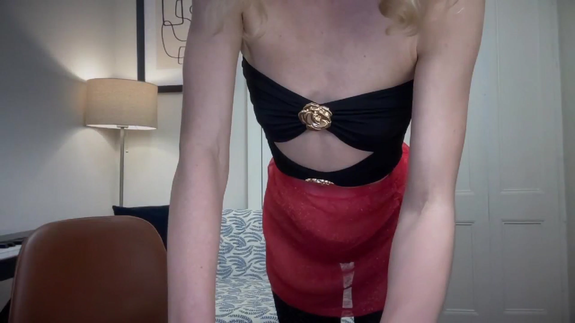 Gallery image thumbnail from Nansyfox1's myfreecams stream on, 05/21/2025, 14:31 image 9 of 20