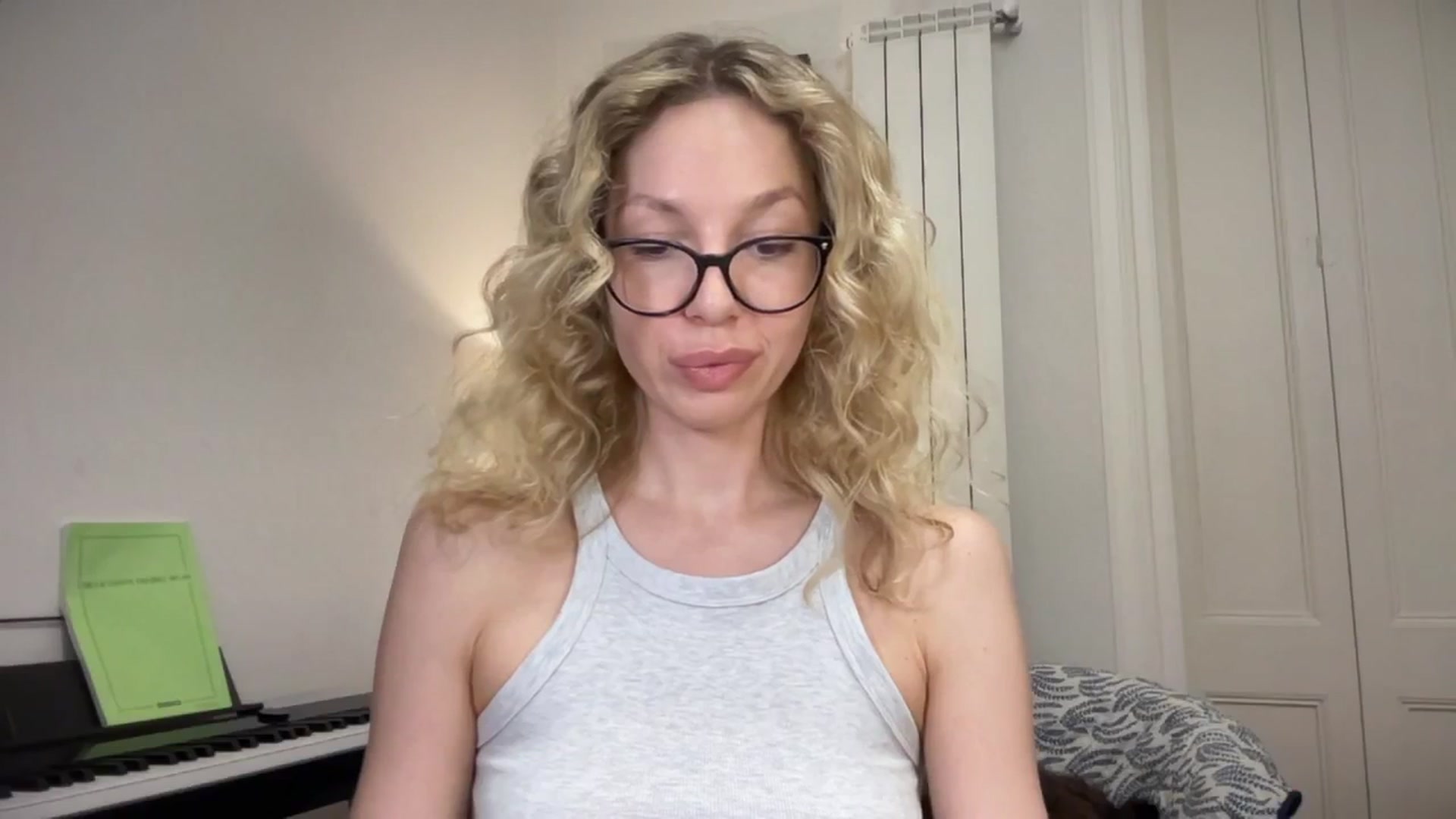 Gallery image thumbnail from Nansyfox1's myfreecams stream on, 06/08/2025, 18:11 image 13 of 20