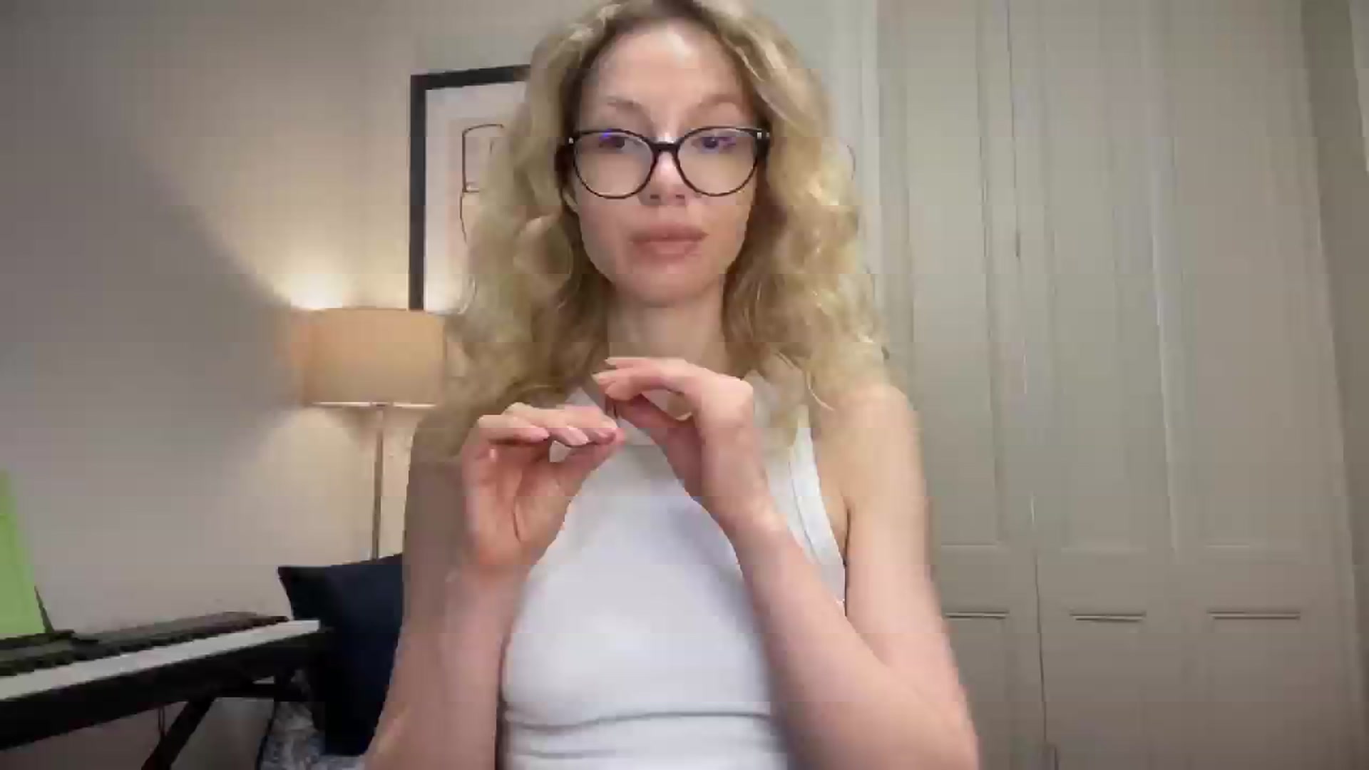 Gallery image thumbnail from Nansyfox1's myfreecams stream on, 06/26/2025, 12:12 image 2 of 20