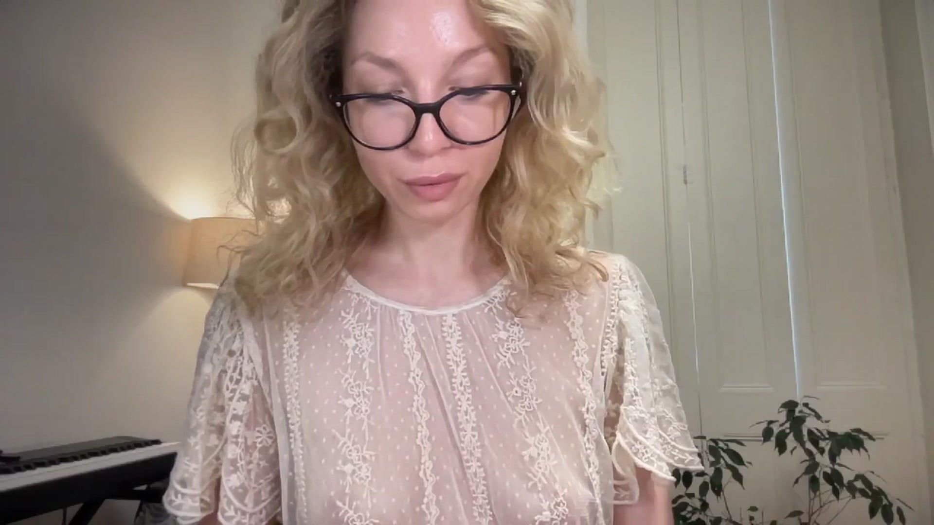 Gallery image thumbnail from Nansyfox1's myfreecams stream on, 07/15/2025, 09:33 image 7 of 20